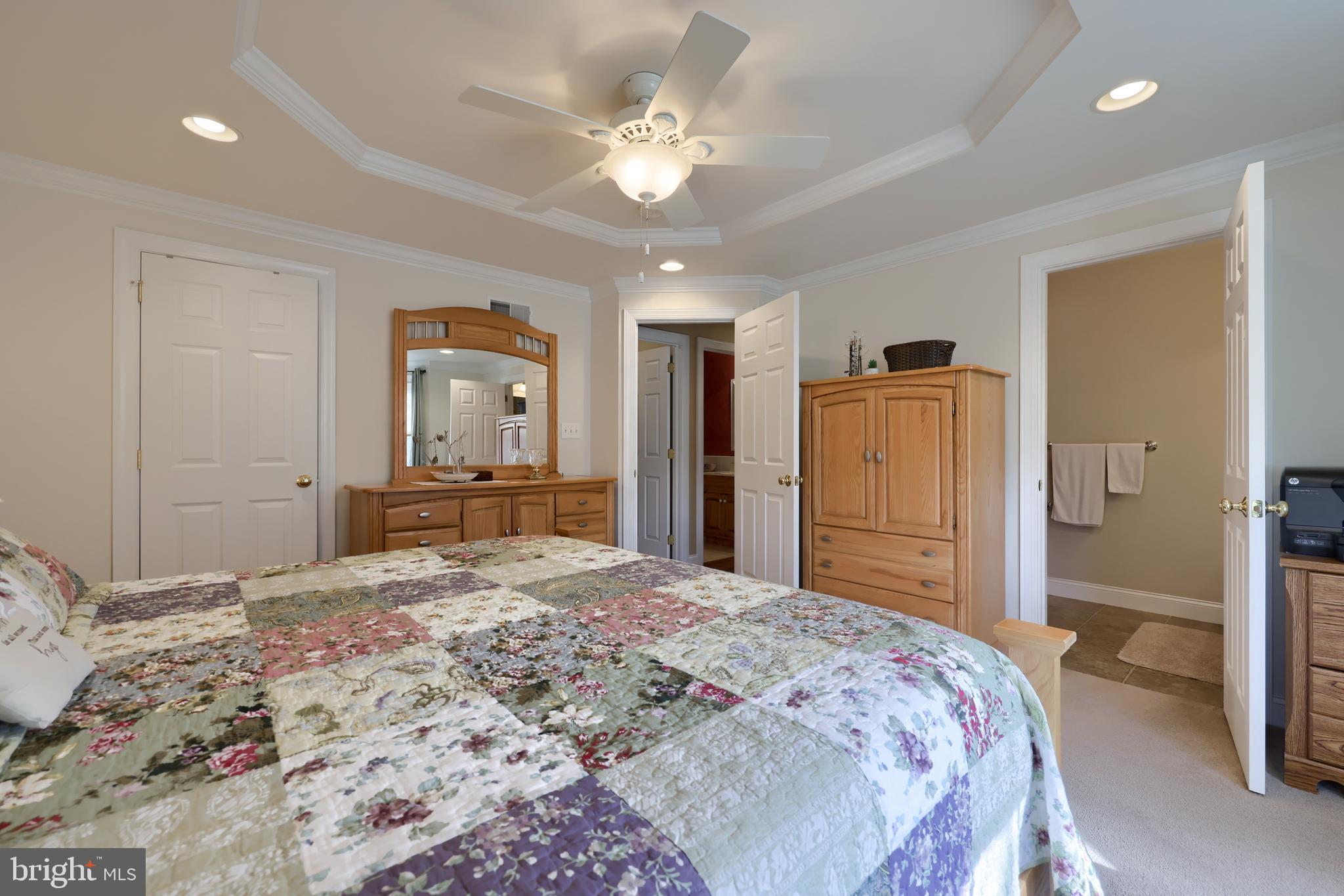 CEDAR HOLLOW - Residential