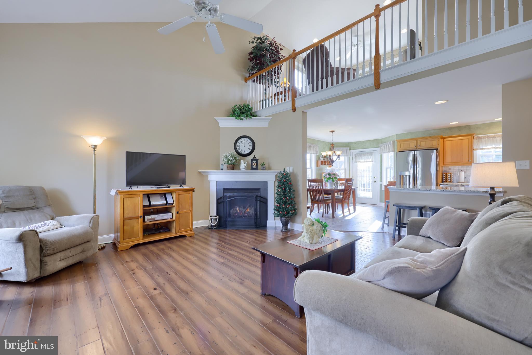 CEDAR HOLLOW - Residential