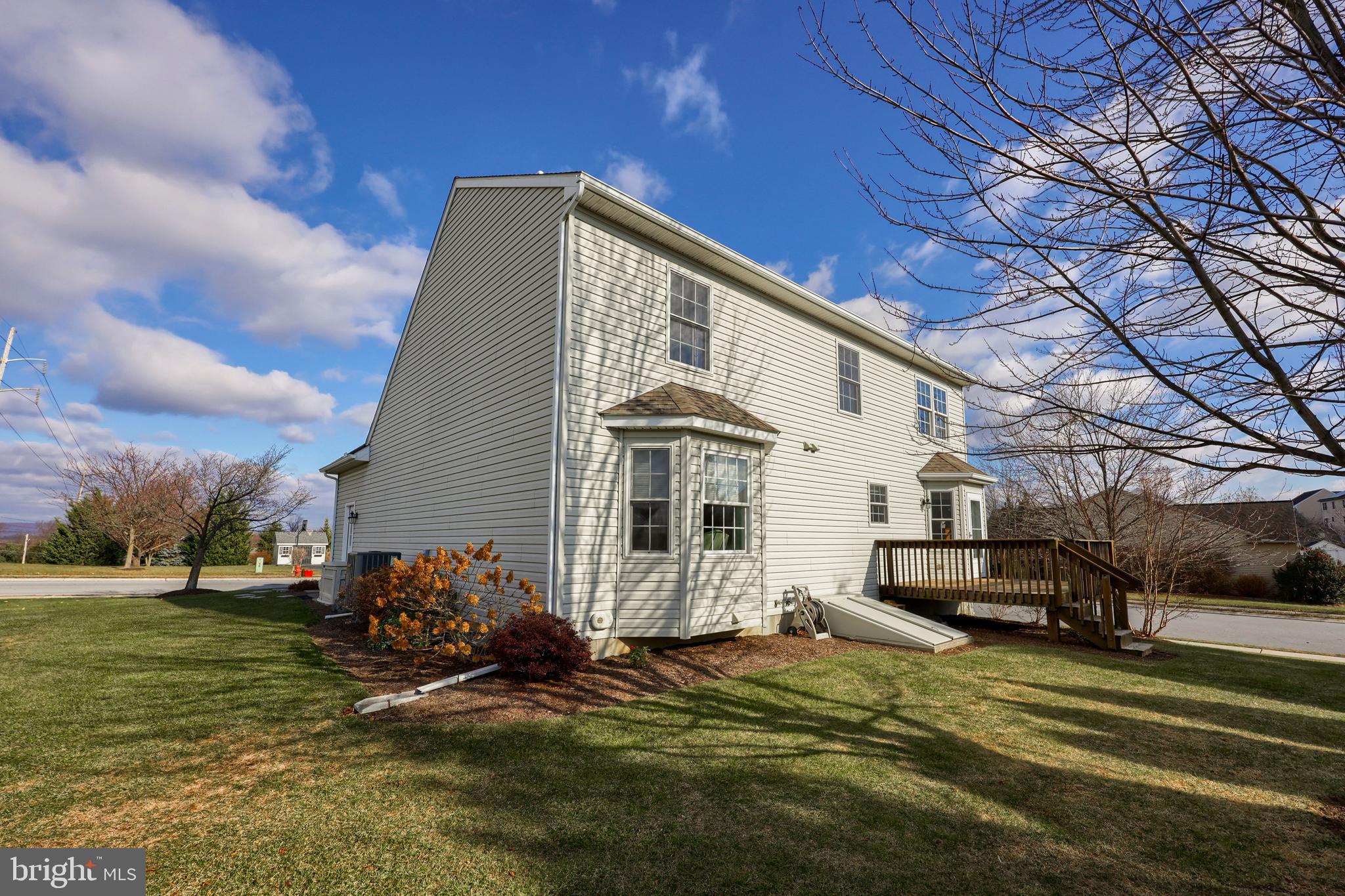 CEDAR HOLLOW - Residential