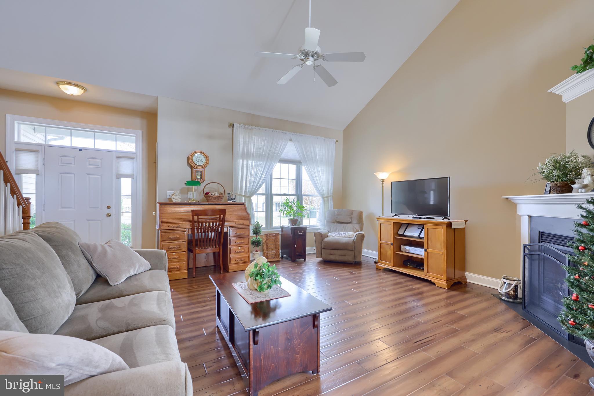 CEDAR HOLLOW - Residential