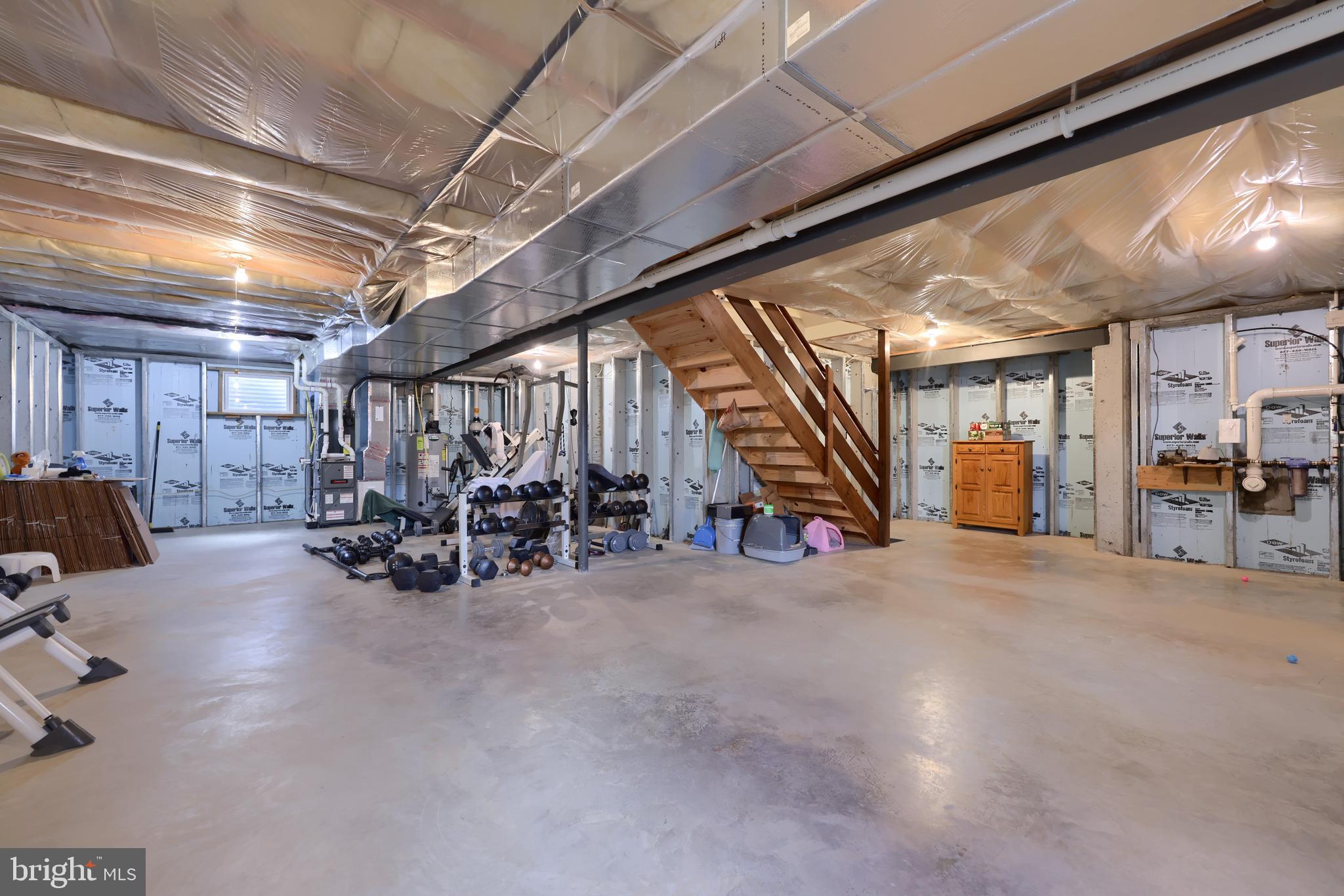 CEDAR HOLLOW - Residential