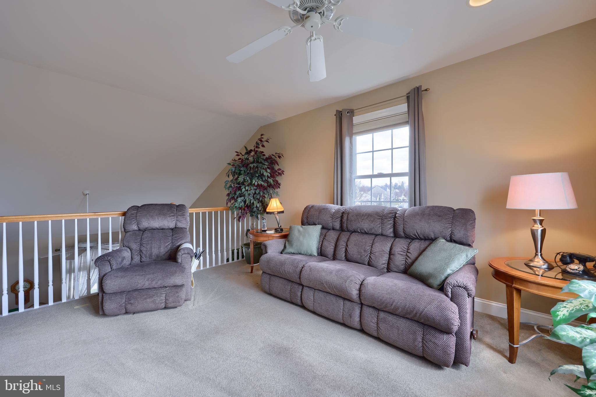 CEDAR HOLLOW - Residential