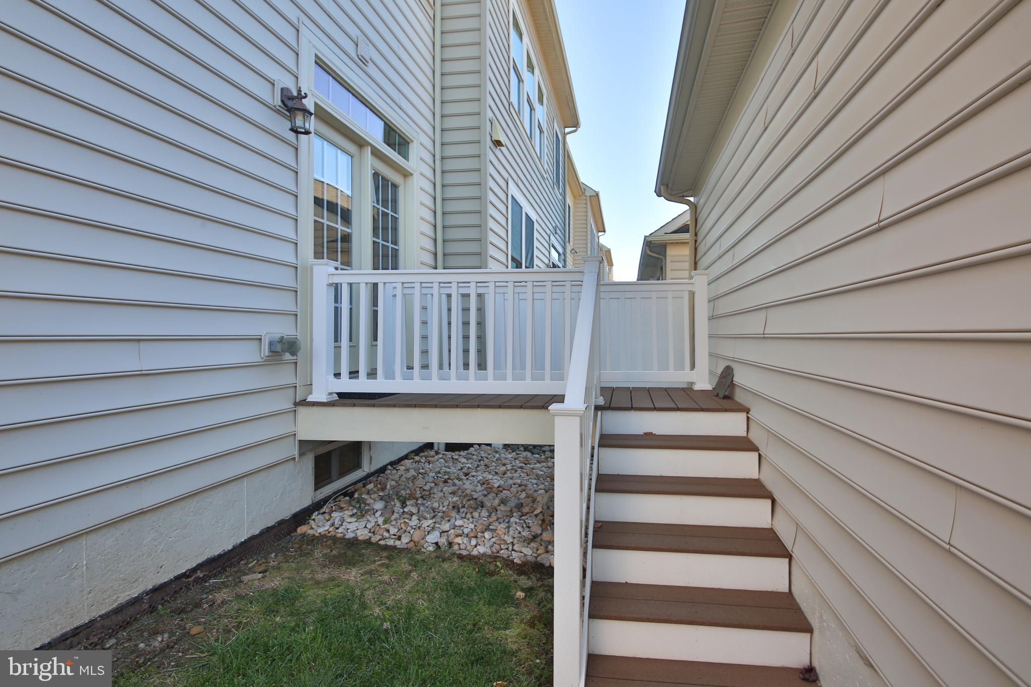 OVERLOOK AT CARRIAGE - Residential
