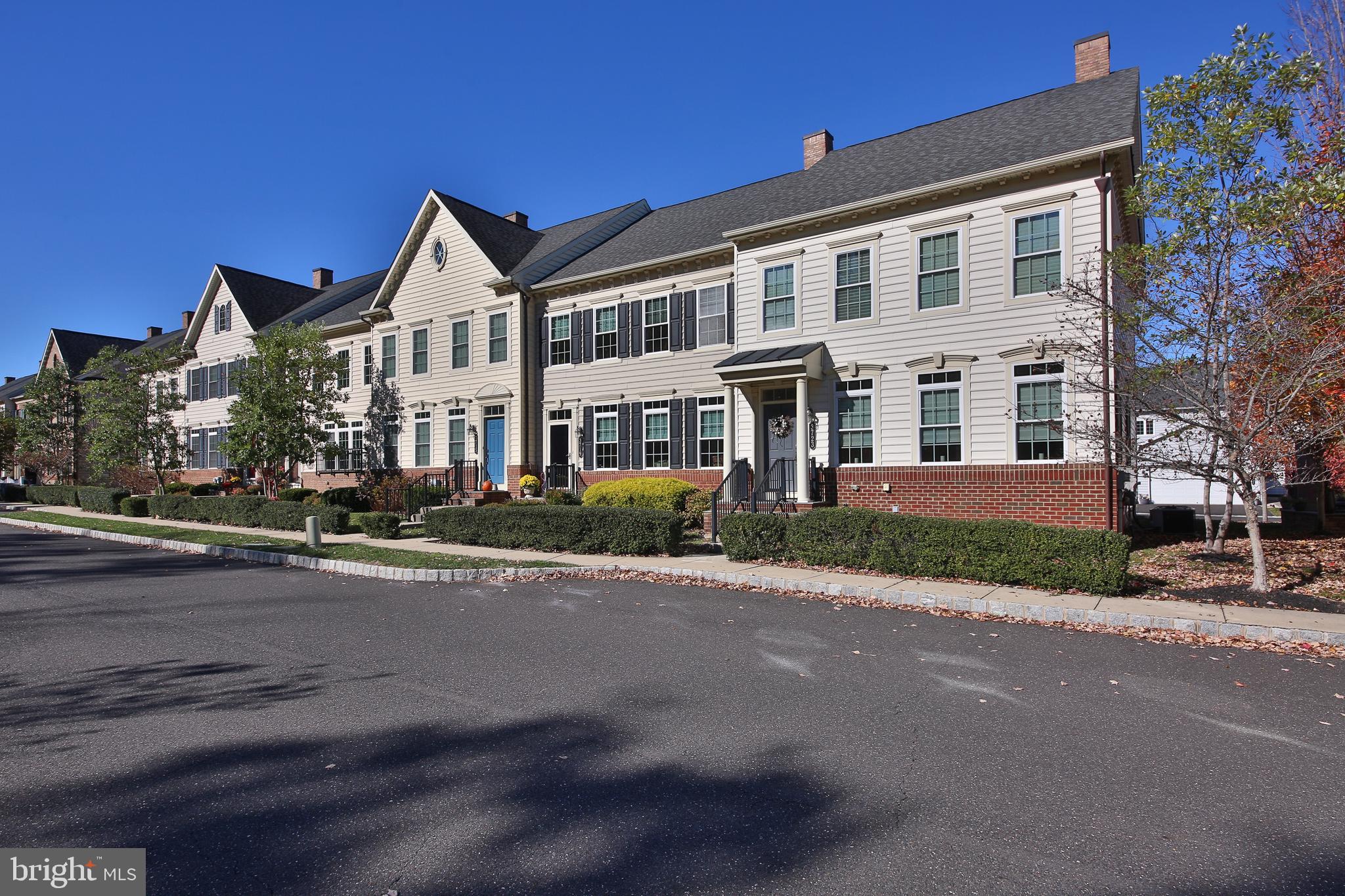 OVERLOOK AT CARRIAGE - Residential