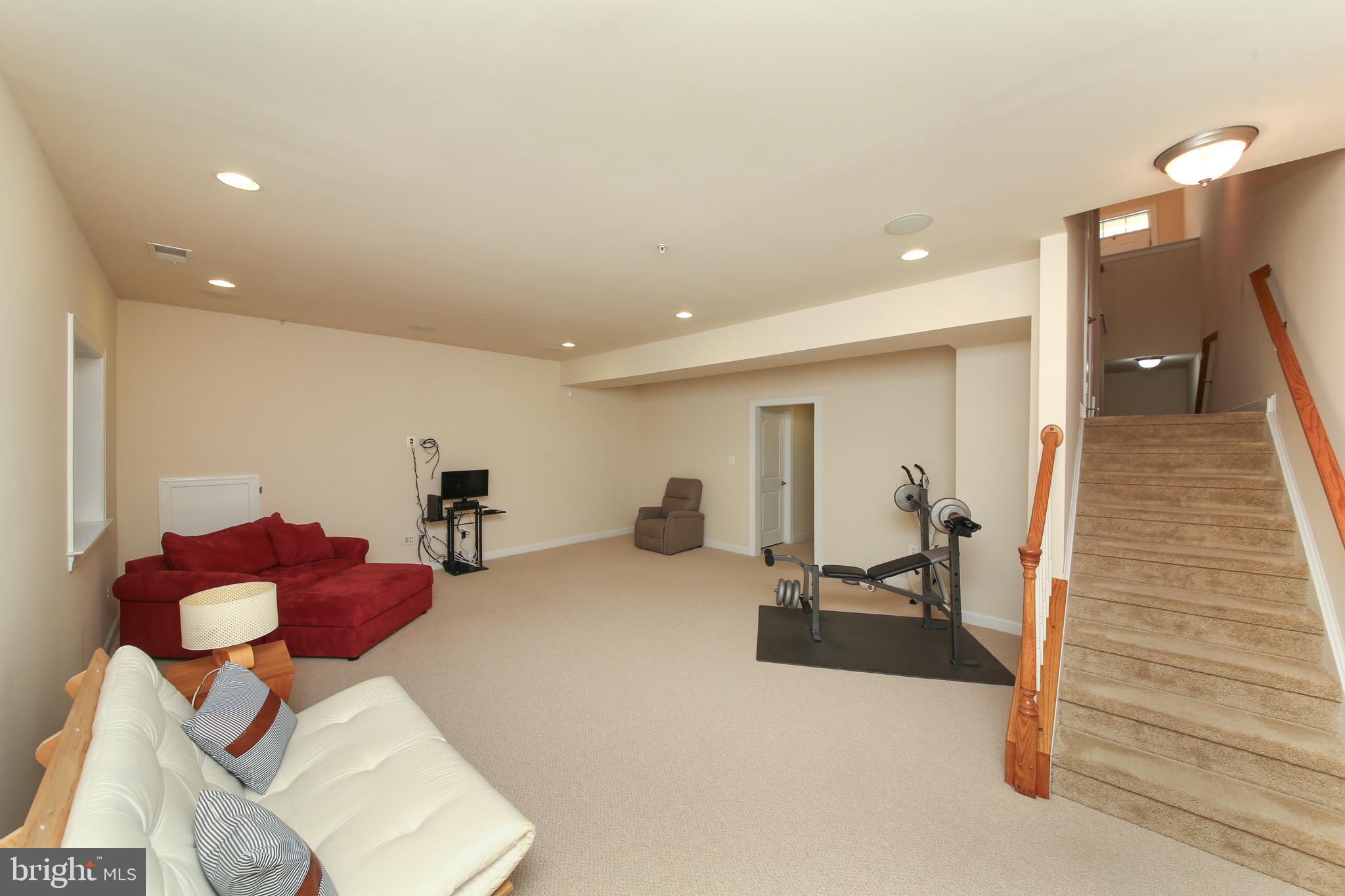 OVERLOOK AT CARRIAGE - Residential