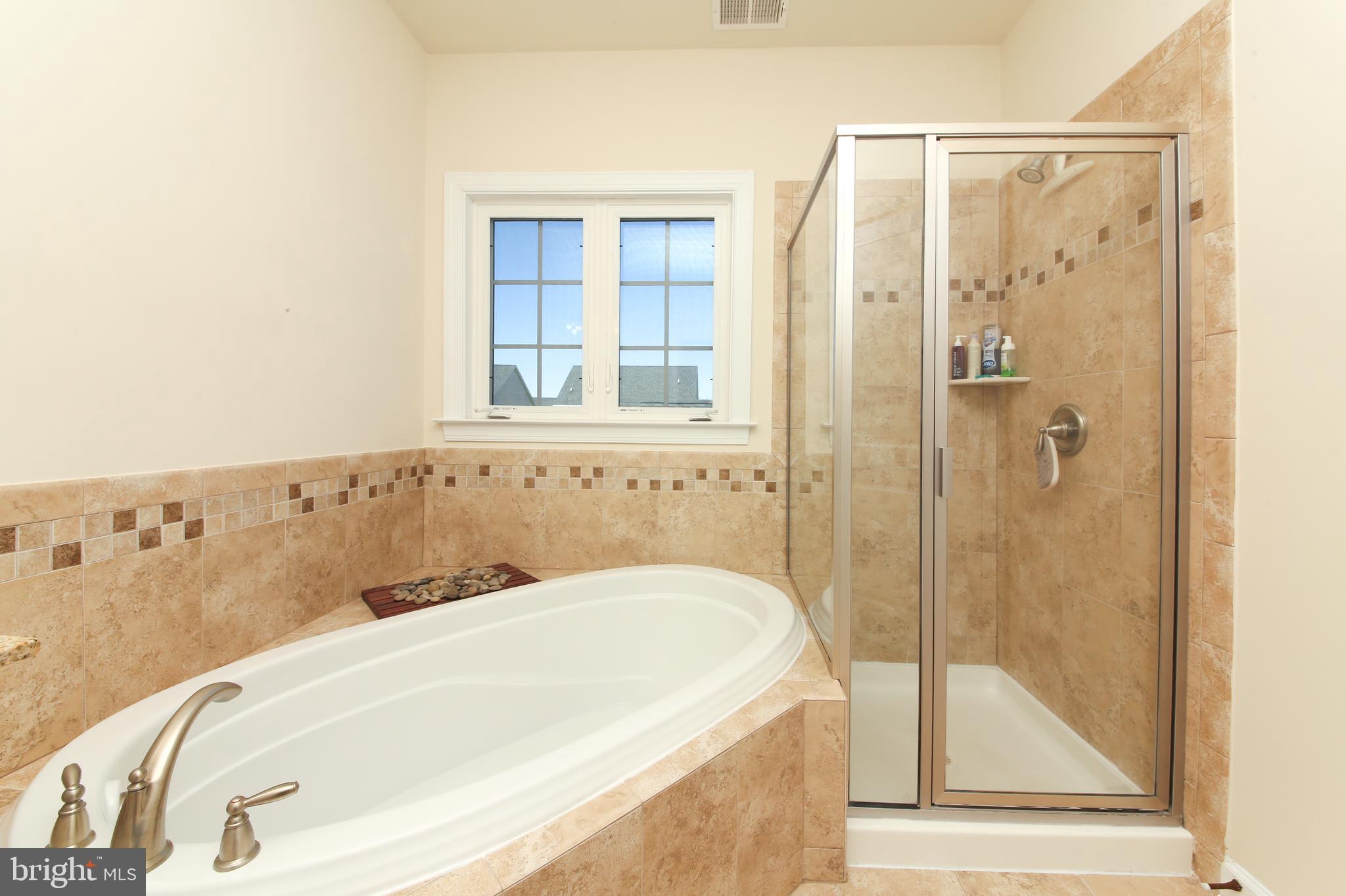 OVERLOOK AT CARRIAGE - Residential