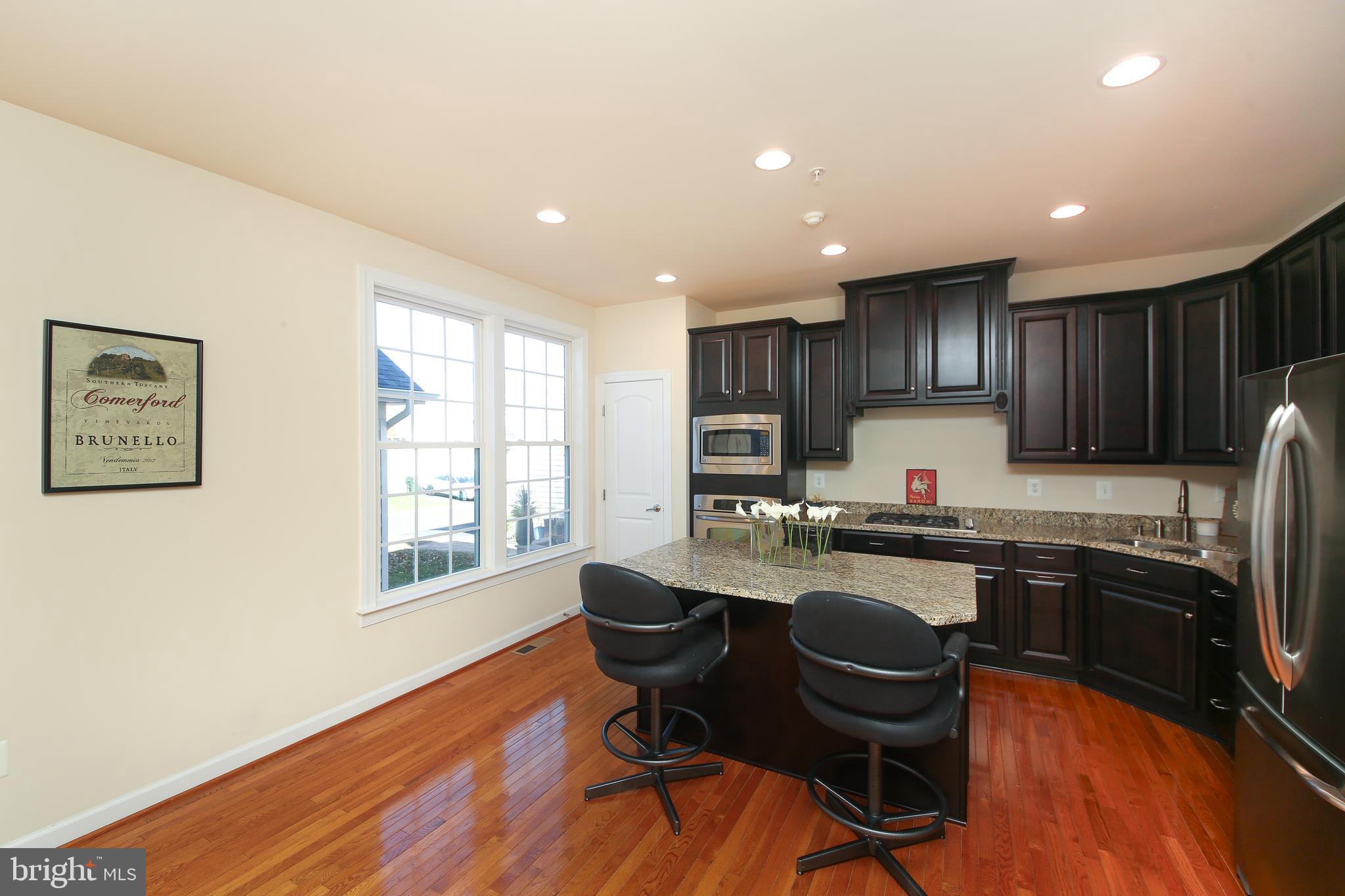 OVERLOOK AT CARRIAGE - Residential