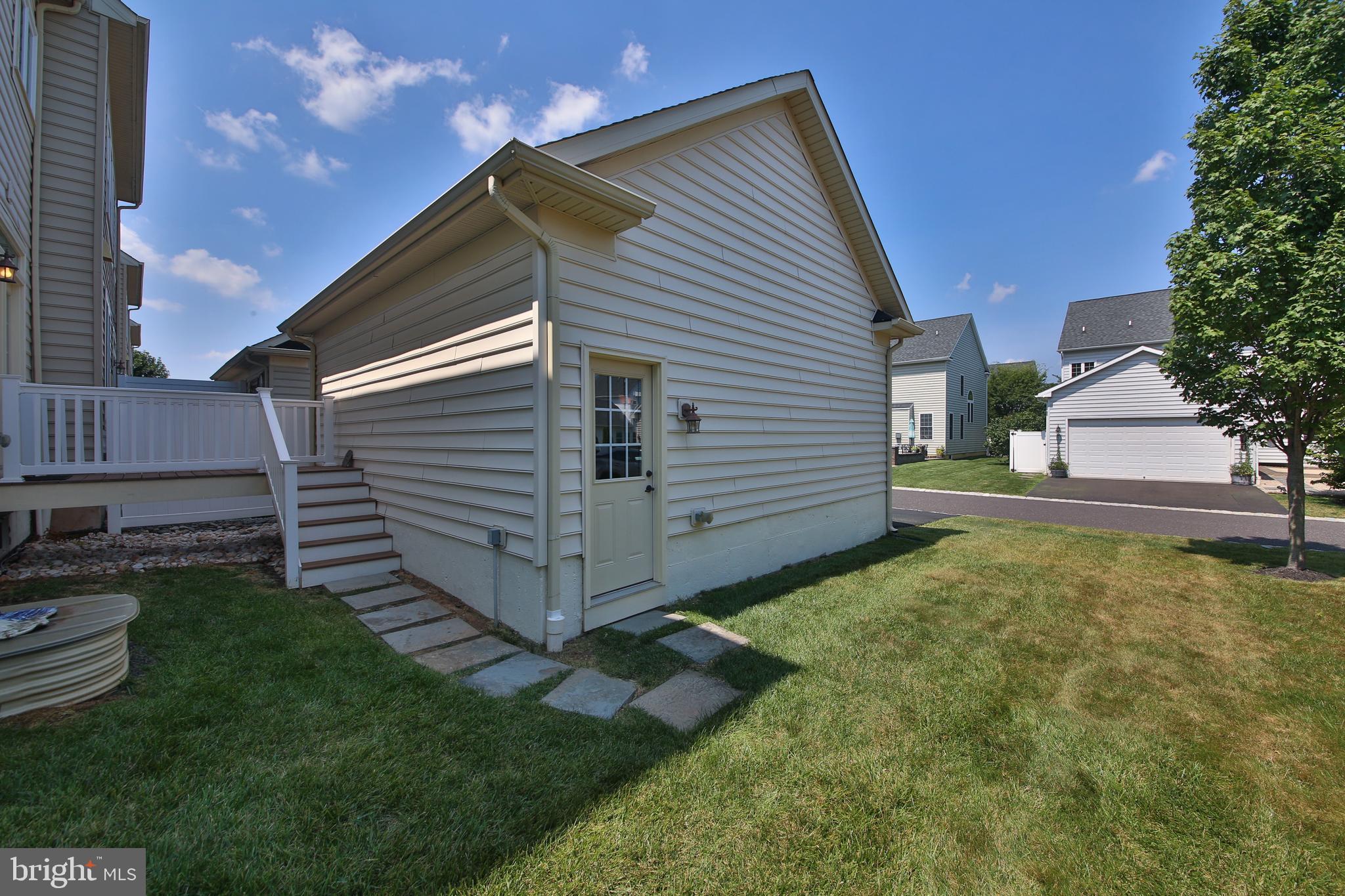 OVERLOOK AT CARRIAGE - Residential