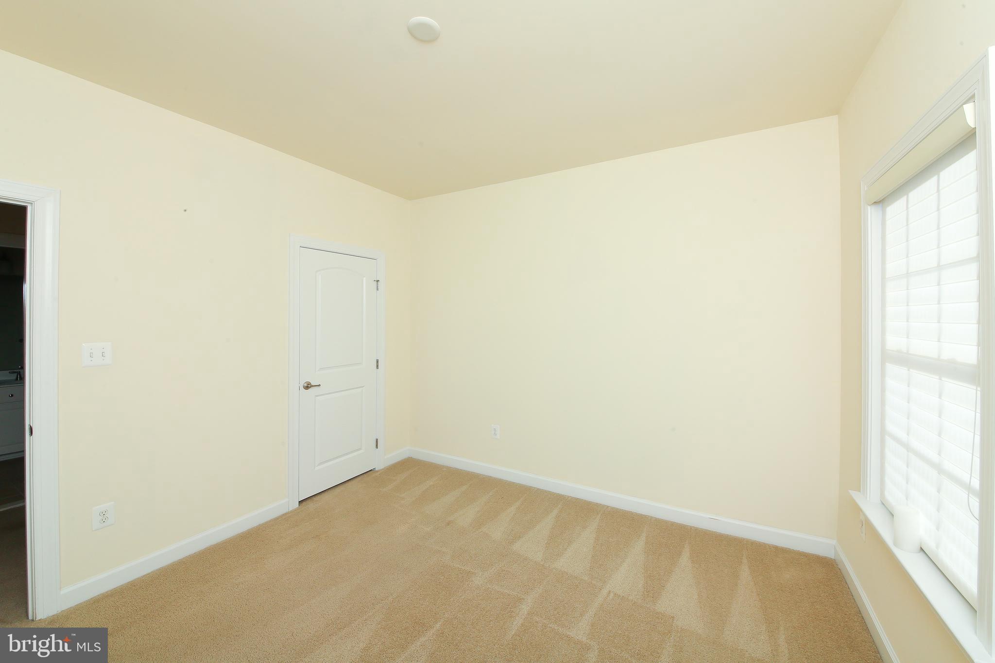 OVERLOOK AT CARRIAGE - Residential