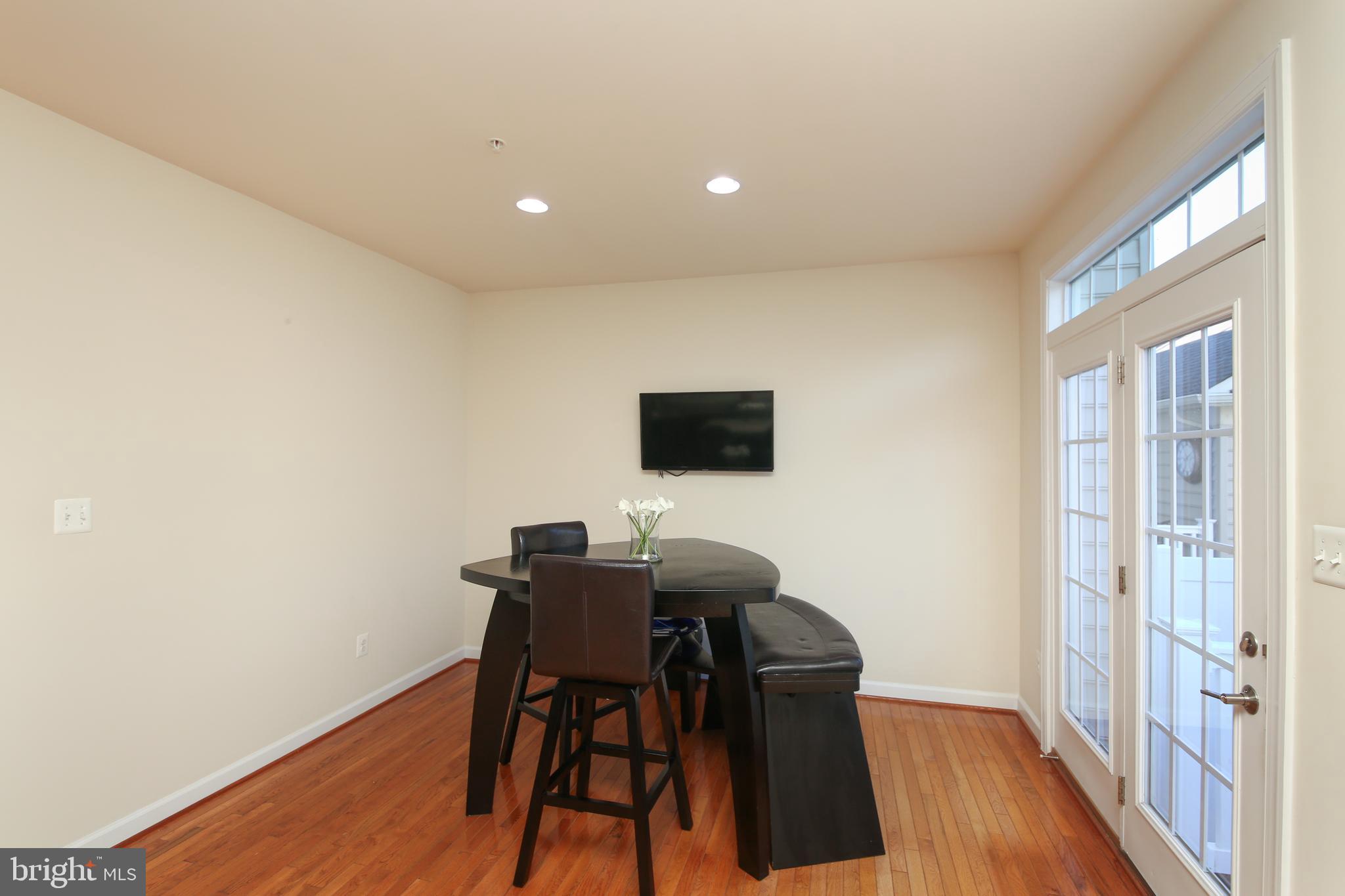 OVERLOOK AT CARRIAGE - Residential