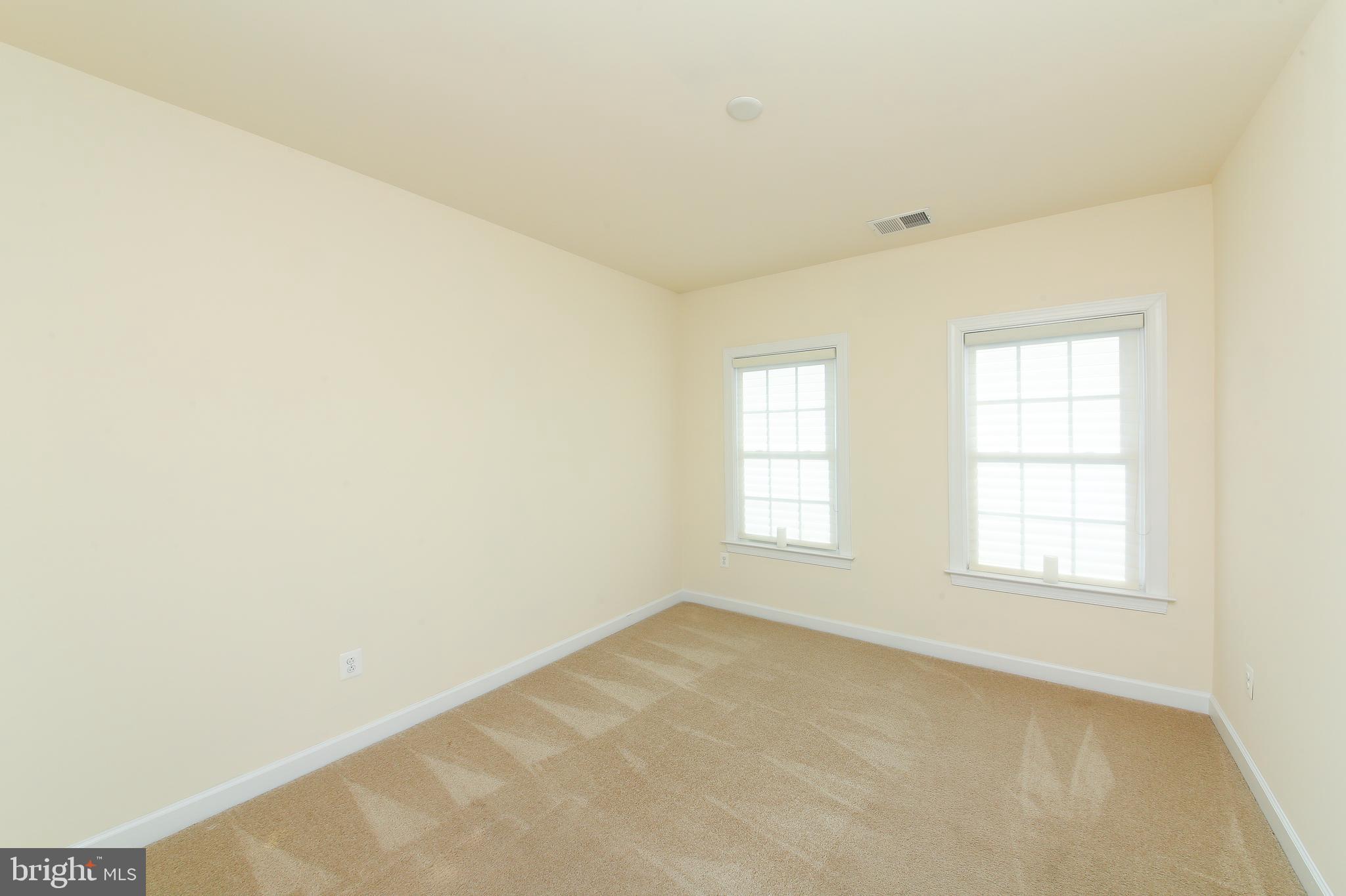 OVERLOOK AT CARRIAGE - Residential