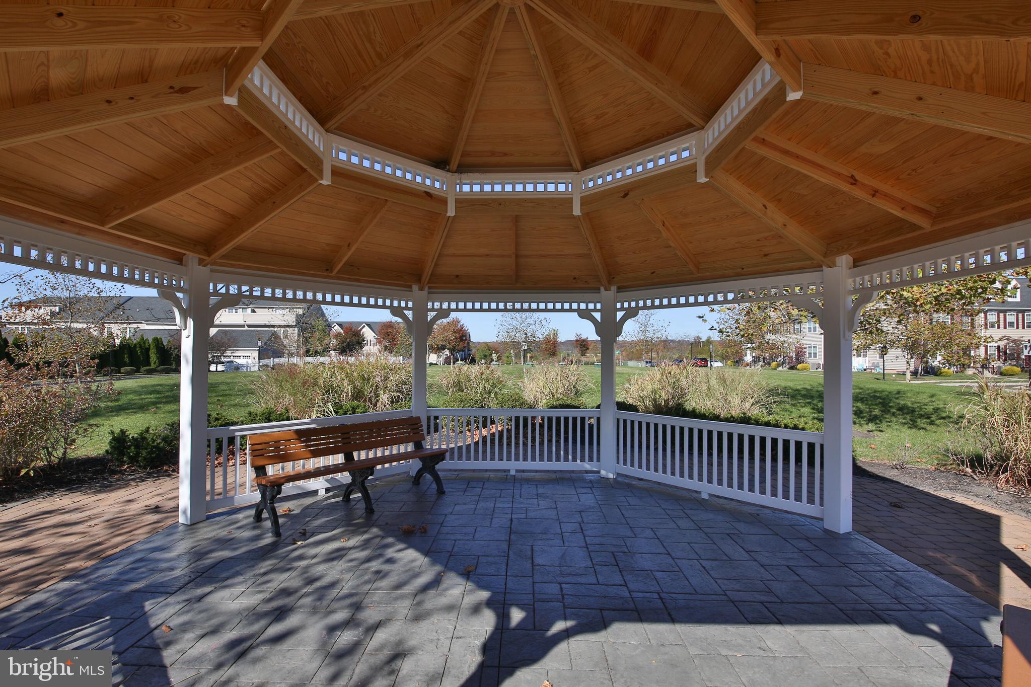 OVERLOOK AT CARRIAGE - Residential