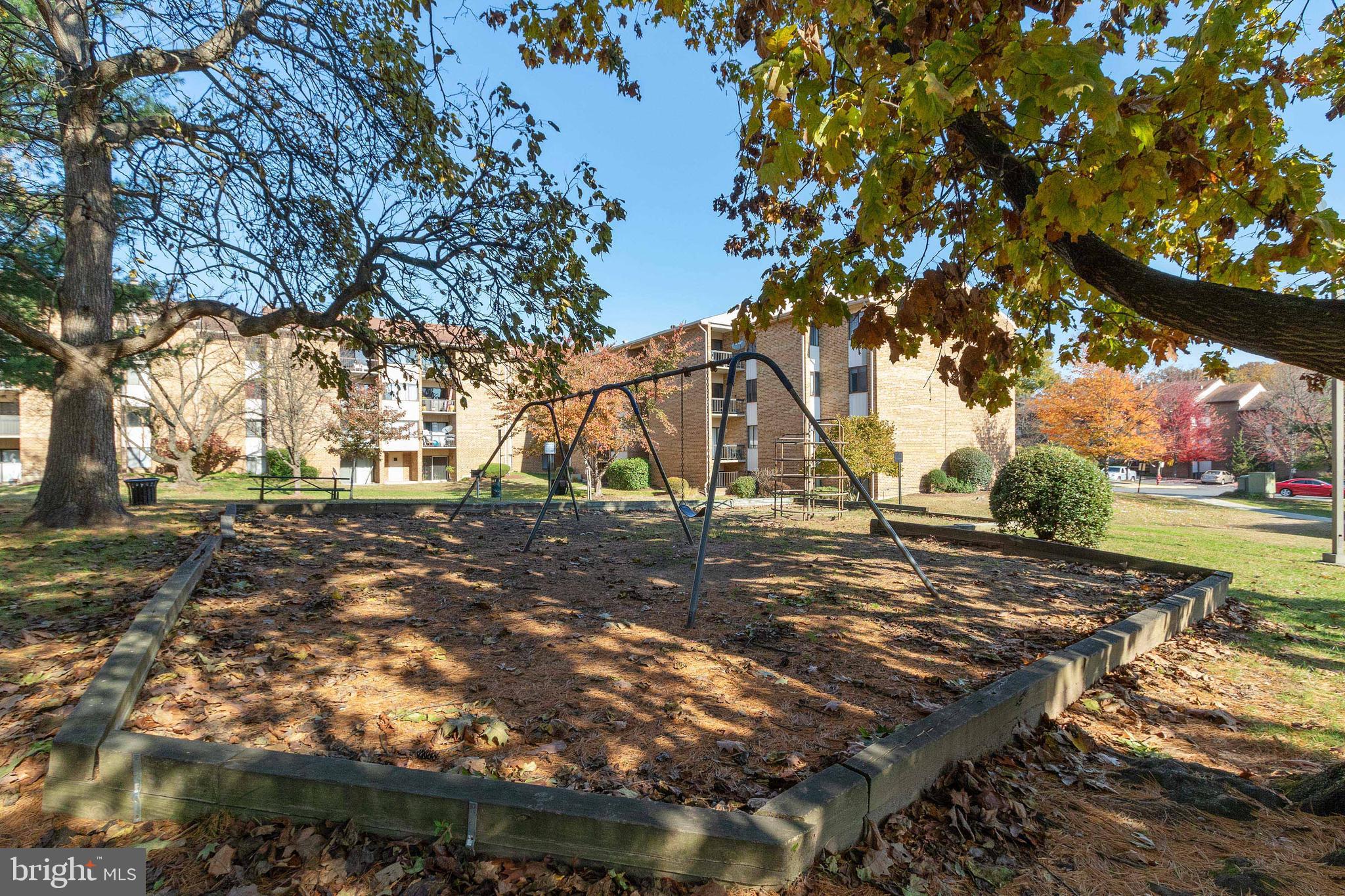 CHERRY GLEN - Residential