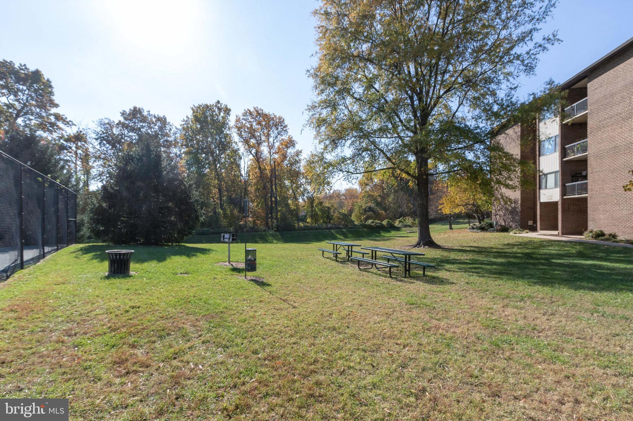 CHERRY GLEN - Residential