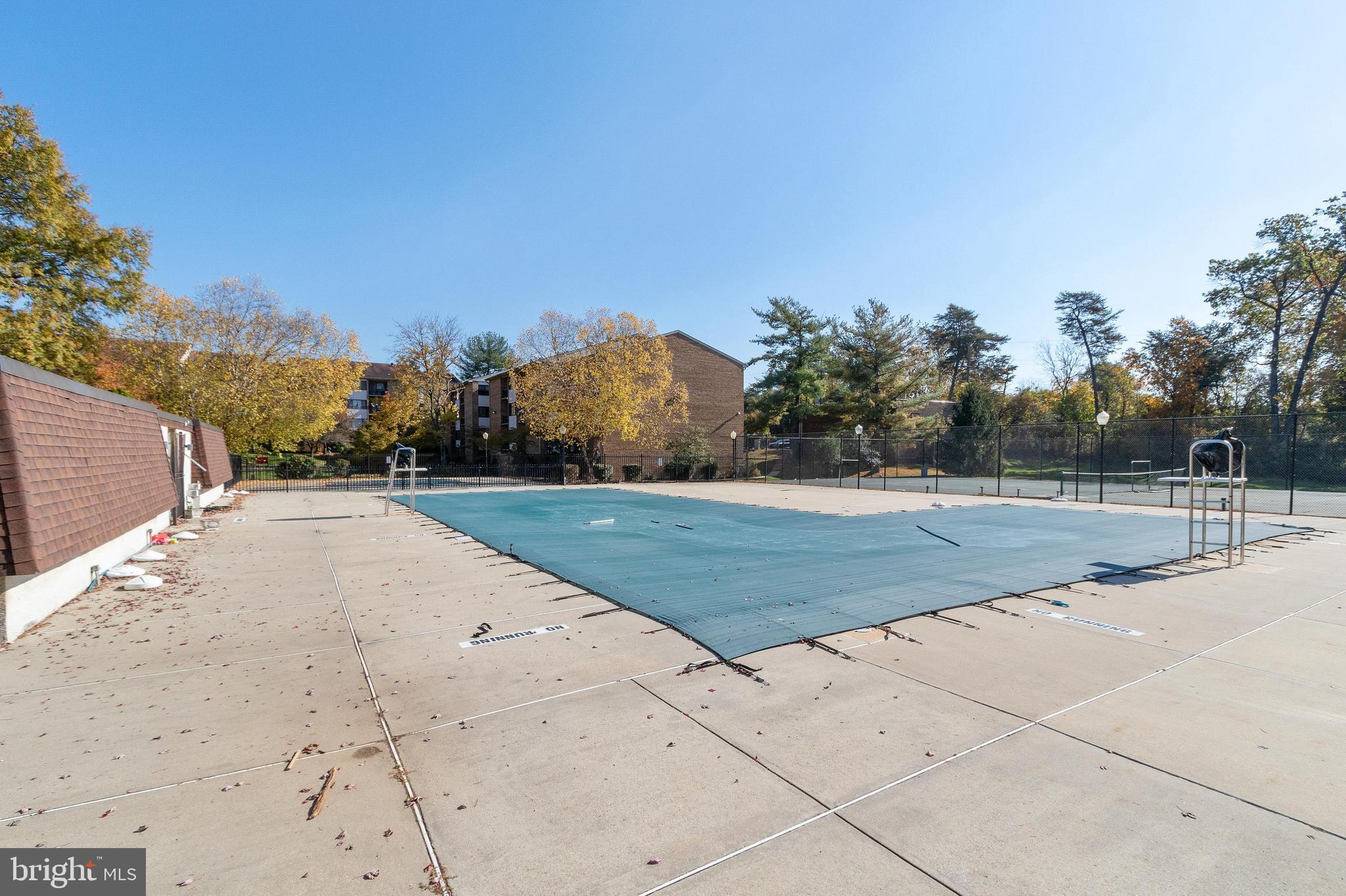 CHERRY GLEN - Residential