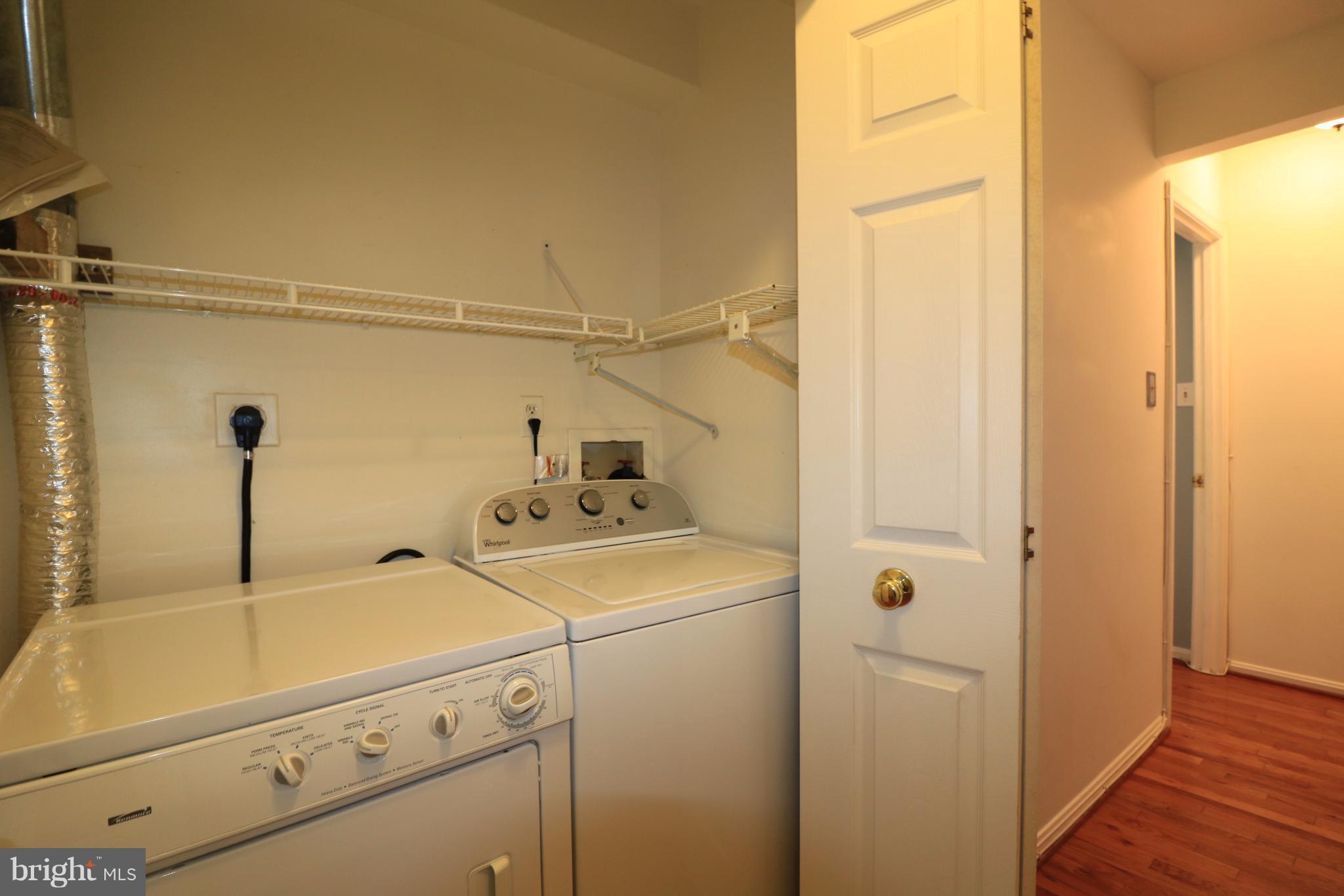 LAKESHORE - Residential Lease