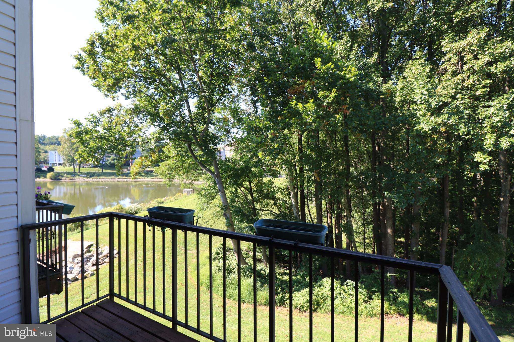 LAKESHORE - Residential Lease