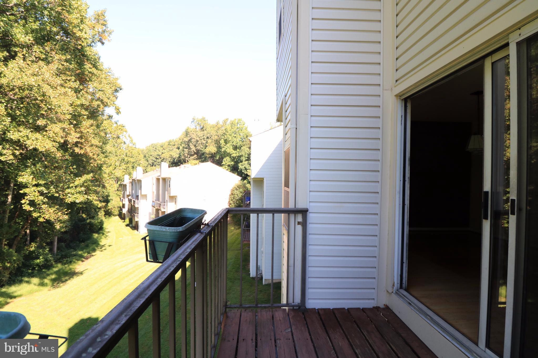 LAKESHORE - Residential Lease