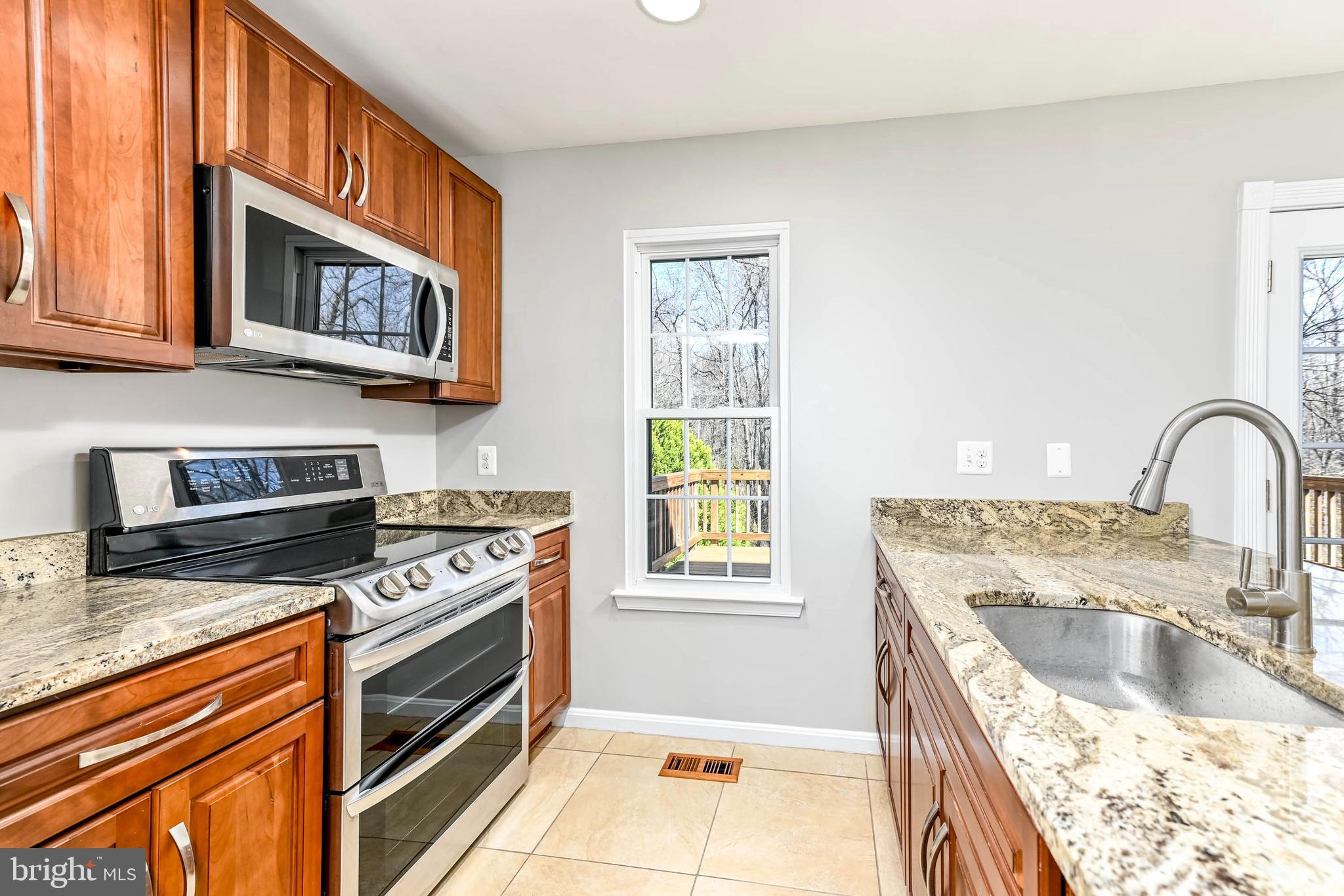 COUNTRYSIDE - Residential