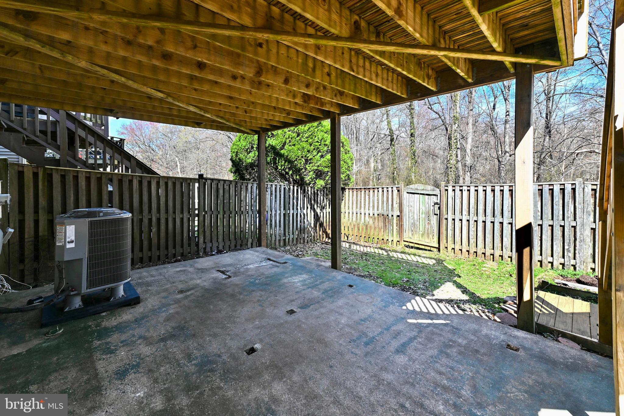 COUNTRYSIDE - Residential