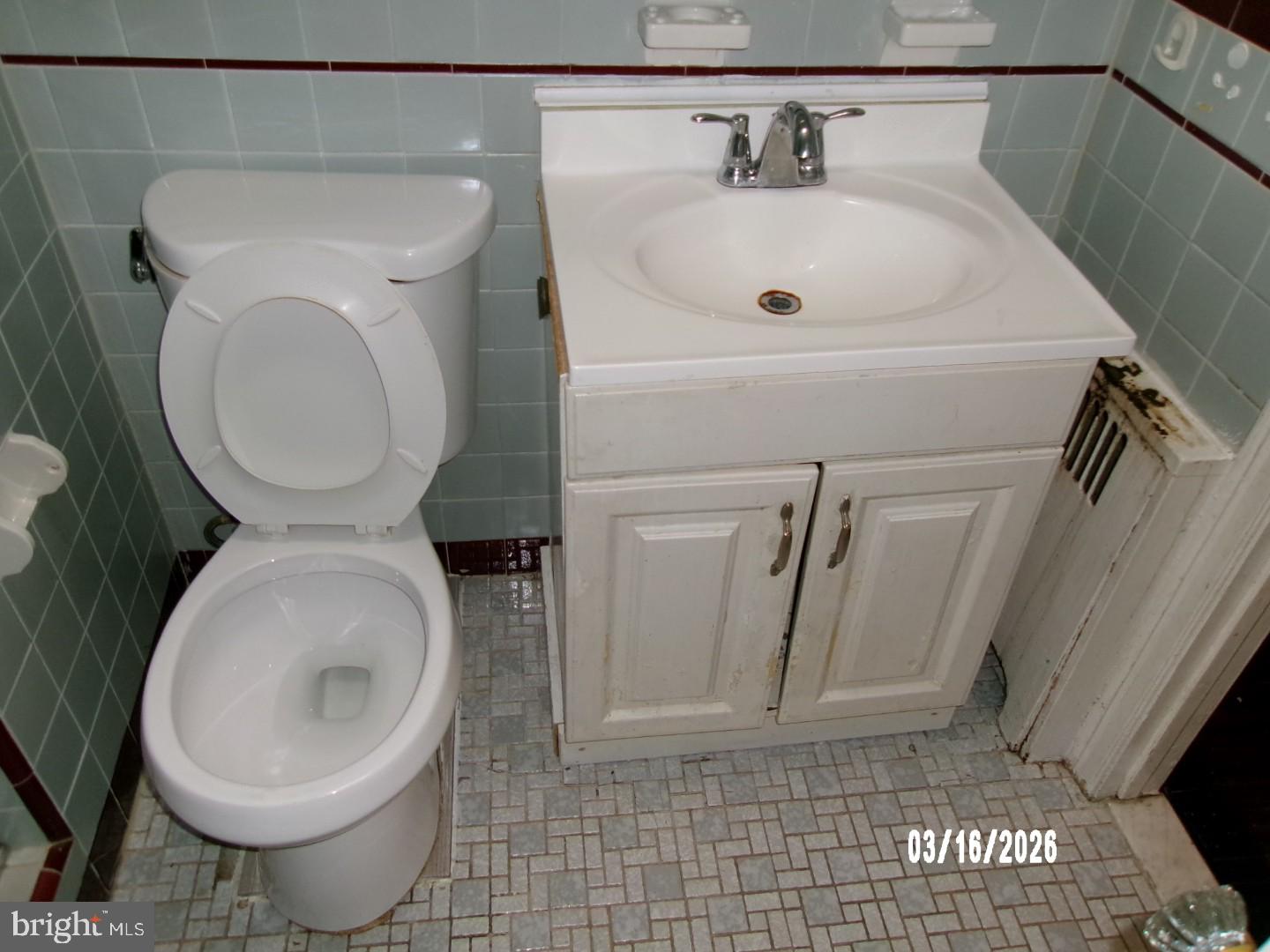 OXFORD CIRCLE - Residential