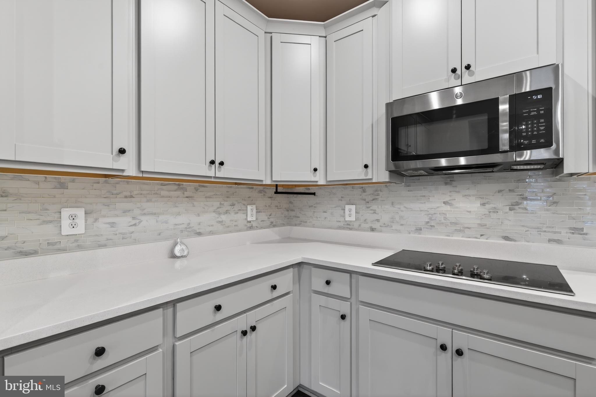 SM ONE LOUDOUN CONDO - Residential