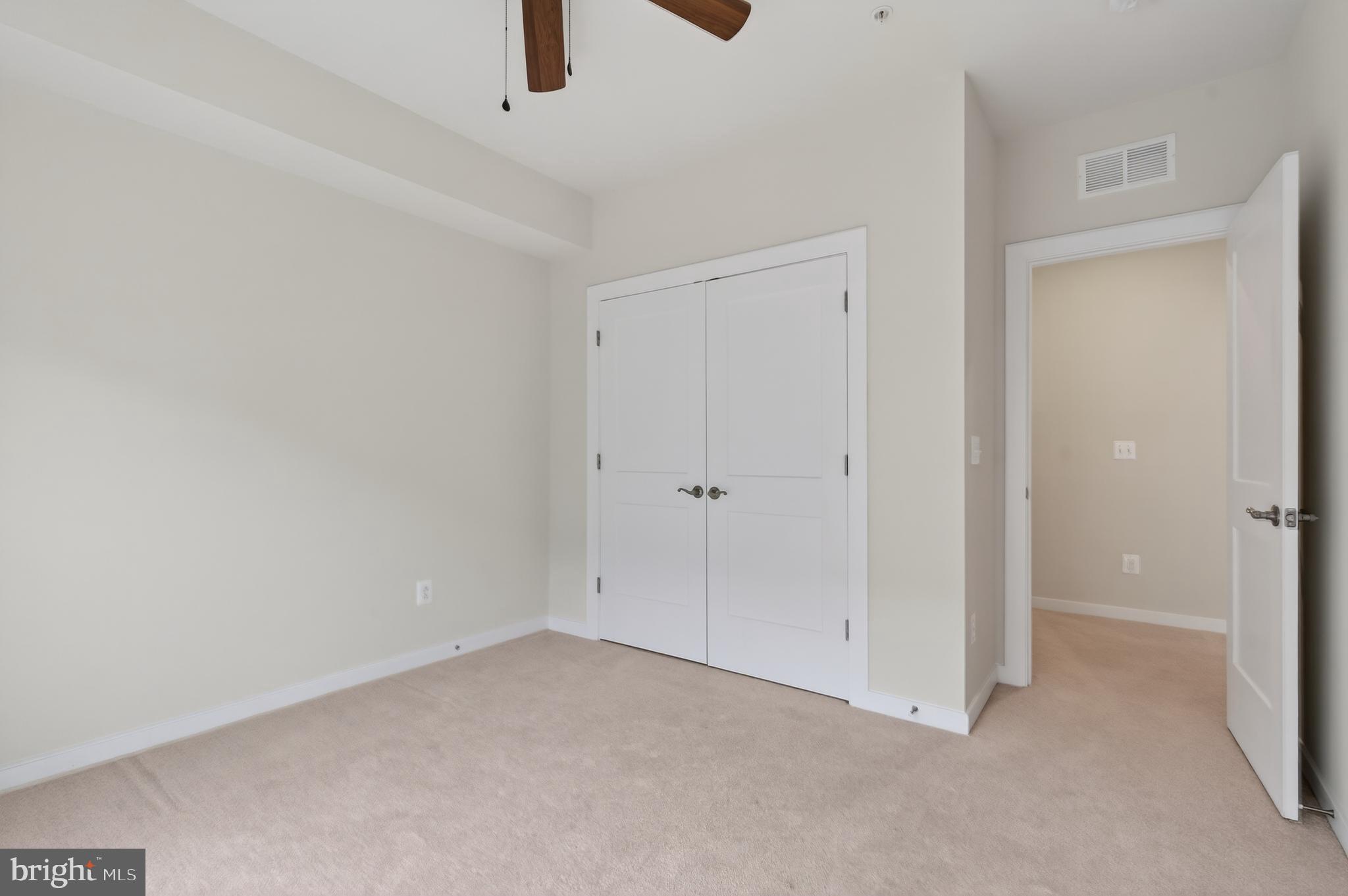 SM ONE LOUDOUN CONDO - Residential