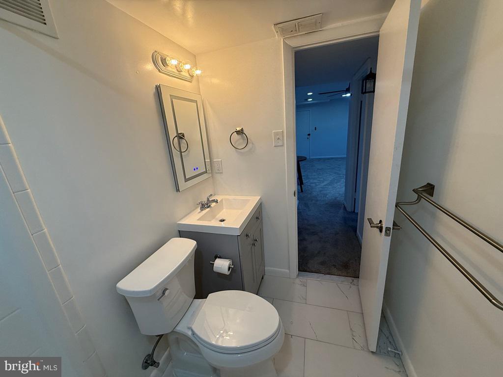 FOXCROFT COLONY - Residential Lease