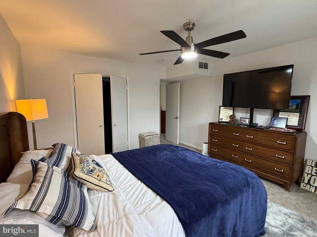 FOXCROFT COLONY - Residential Lease