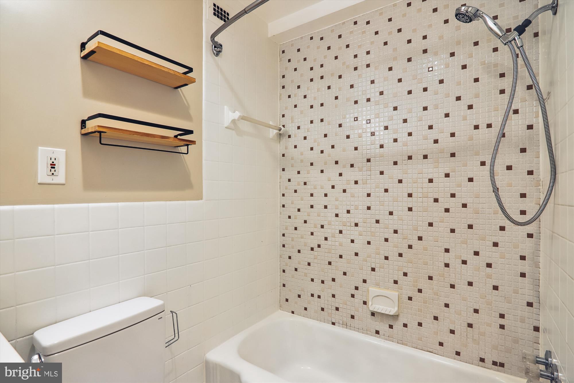 PARK SUTTON CODM - Residential