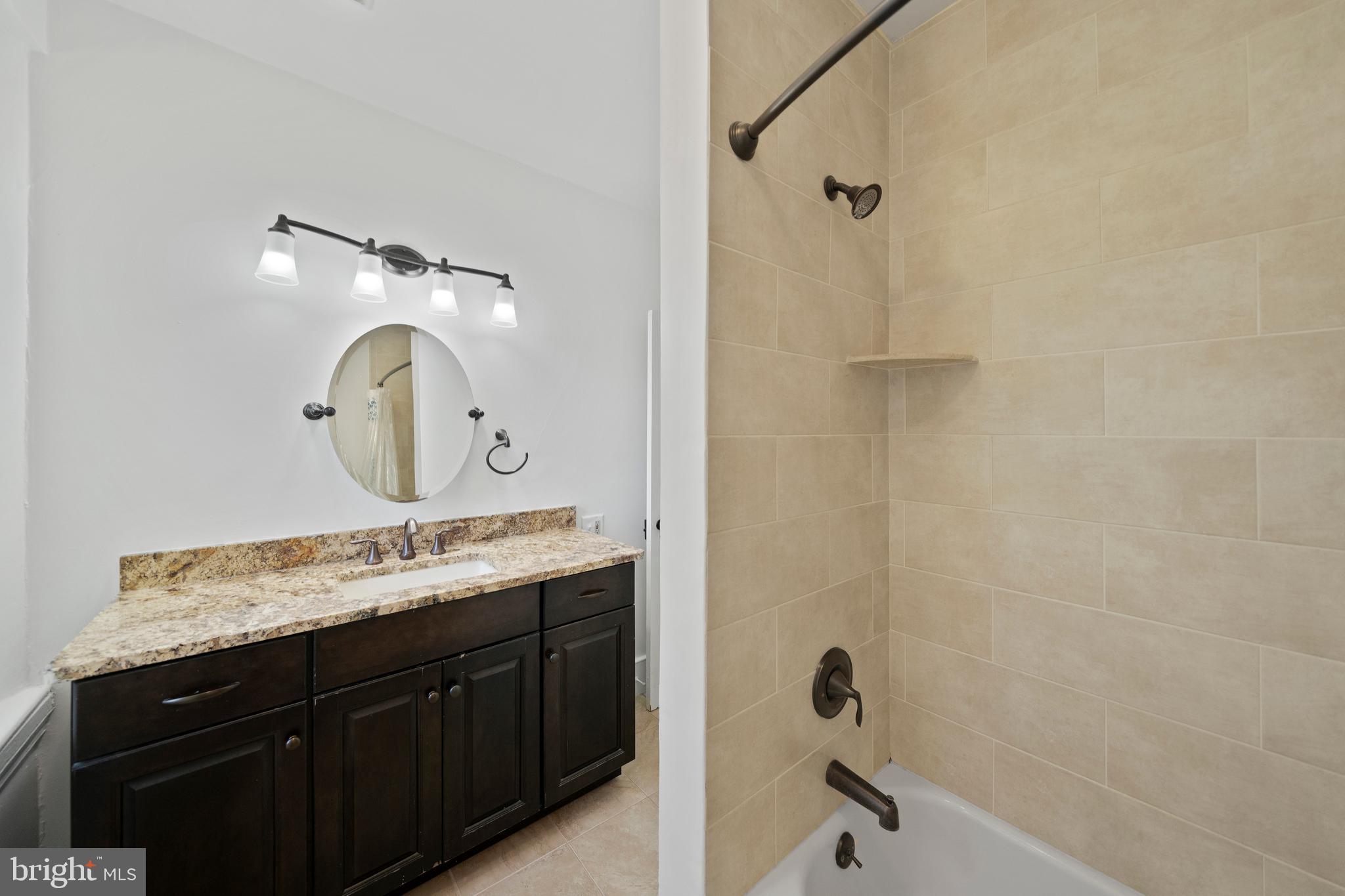 CHESHIRE HUNT - Residential