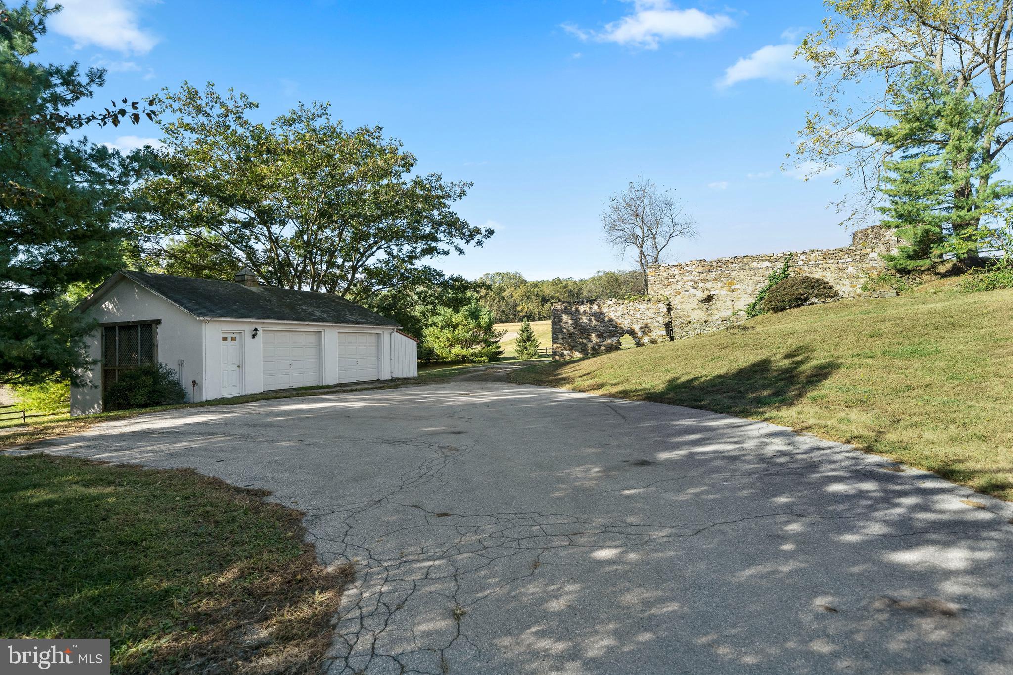 CHESHIRE HUNT - Residential