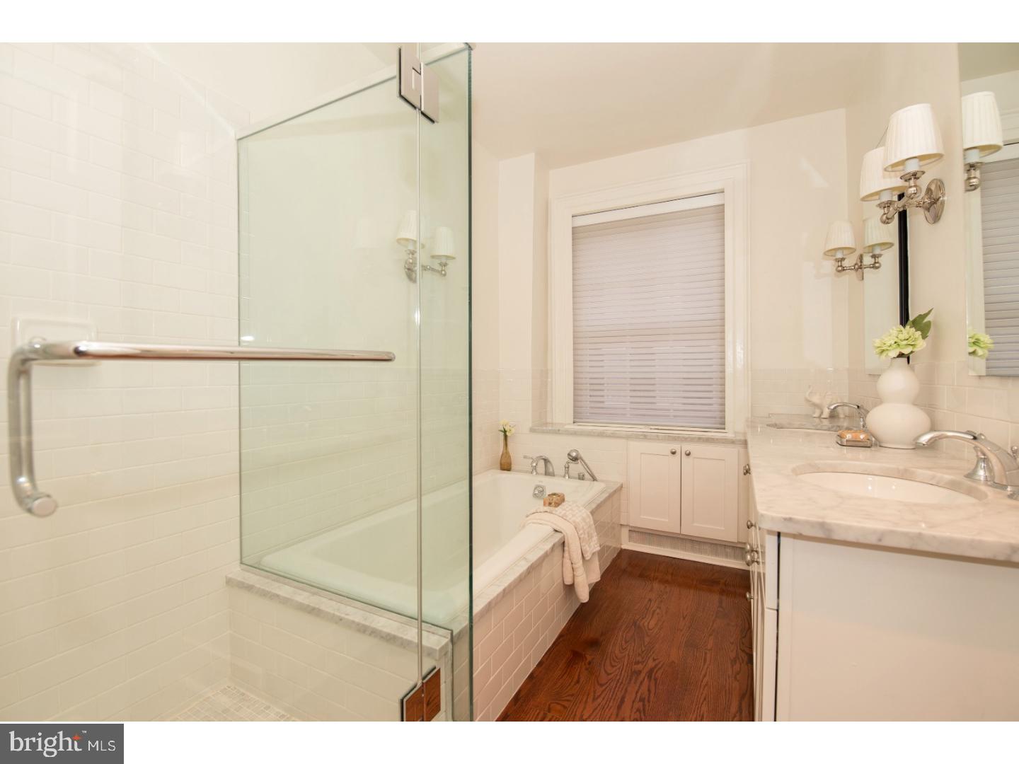 SOCIETY HILL - Residential