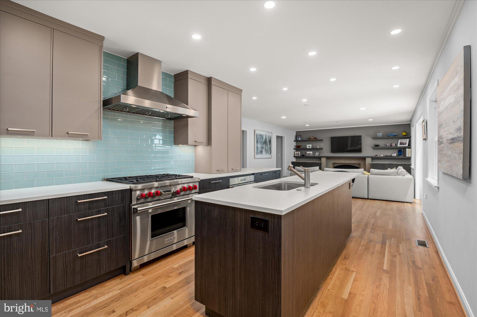 RIVER FALLS - Residential