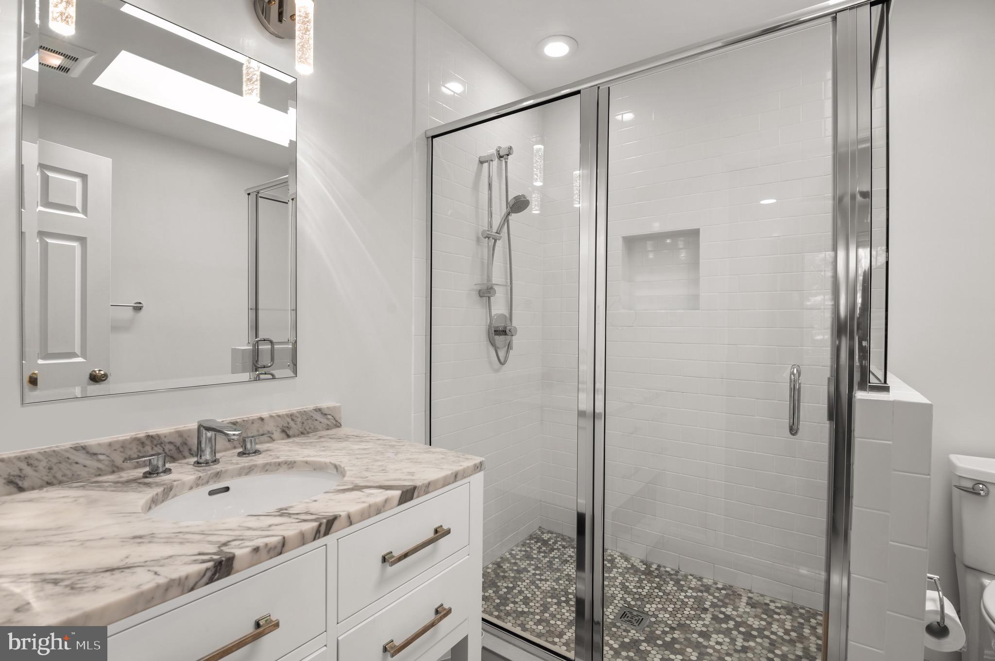 RIVER FALLS - Residential