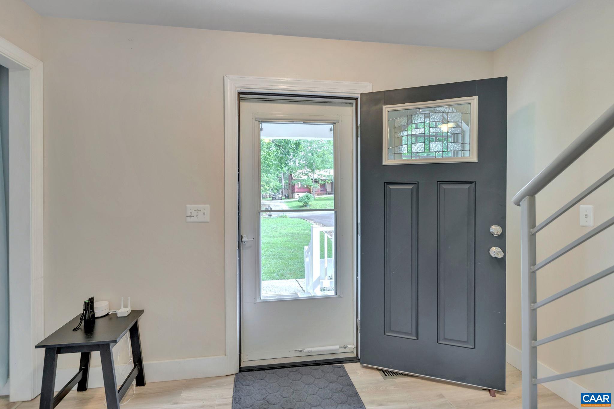 LAKE MONTICELLO - Residential