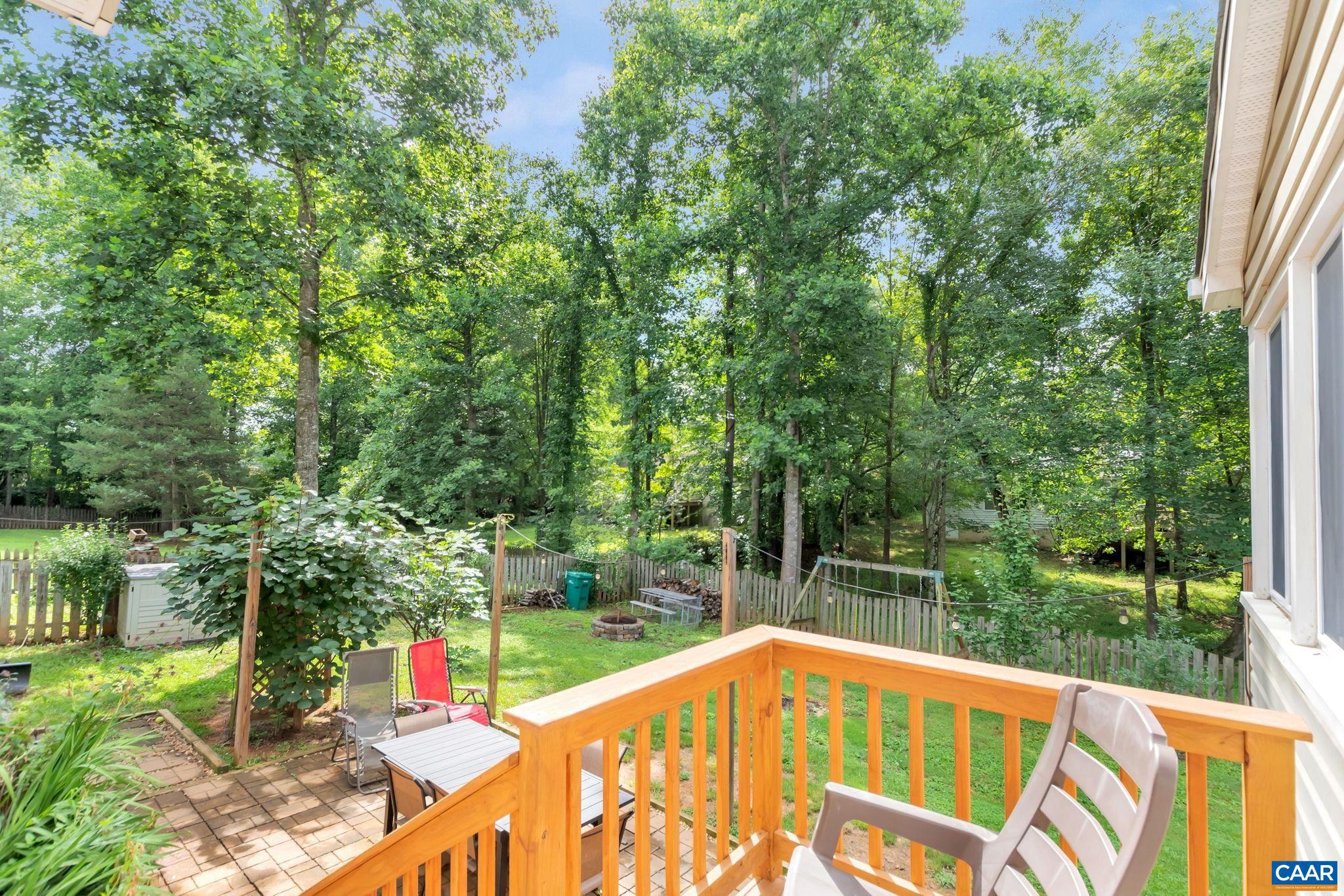 LAKE MONTICELLO - Residential