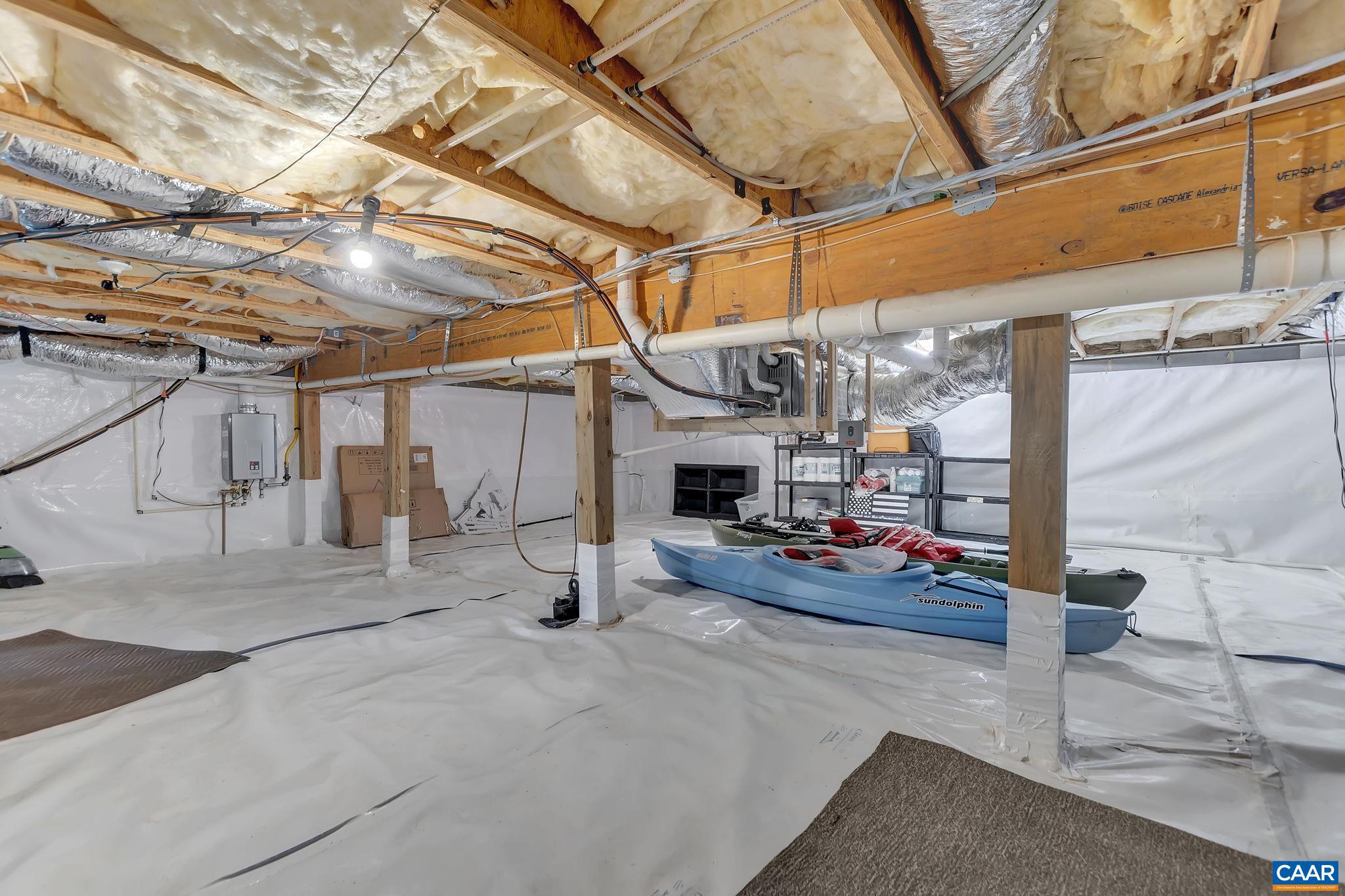 LAKE MONTICELLO - Residential