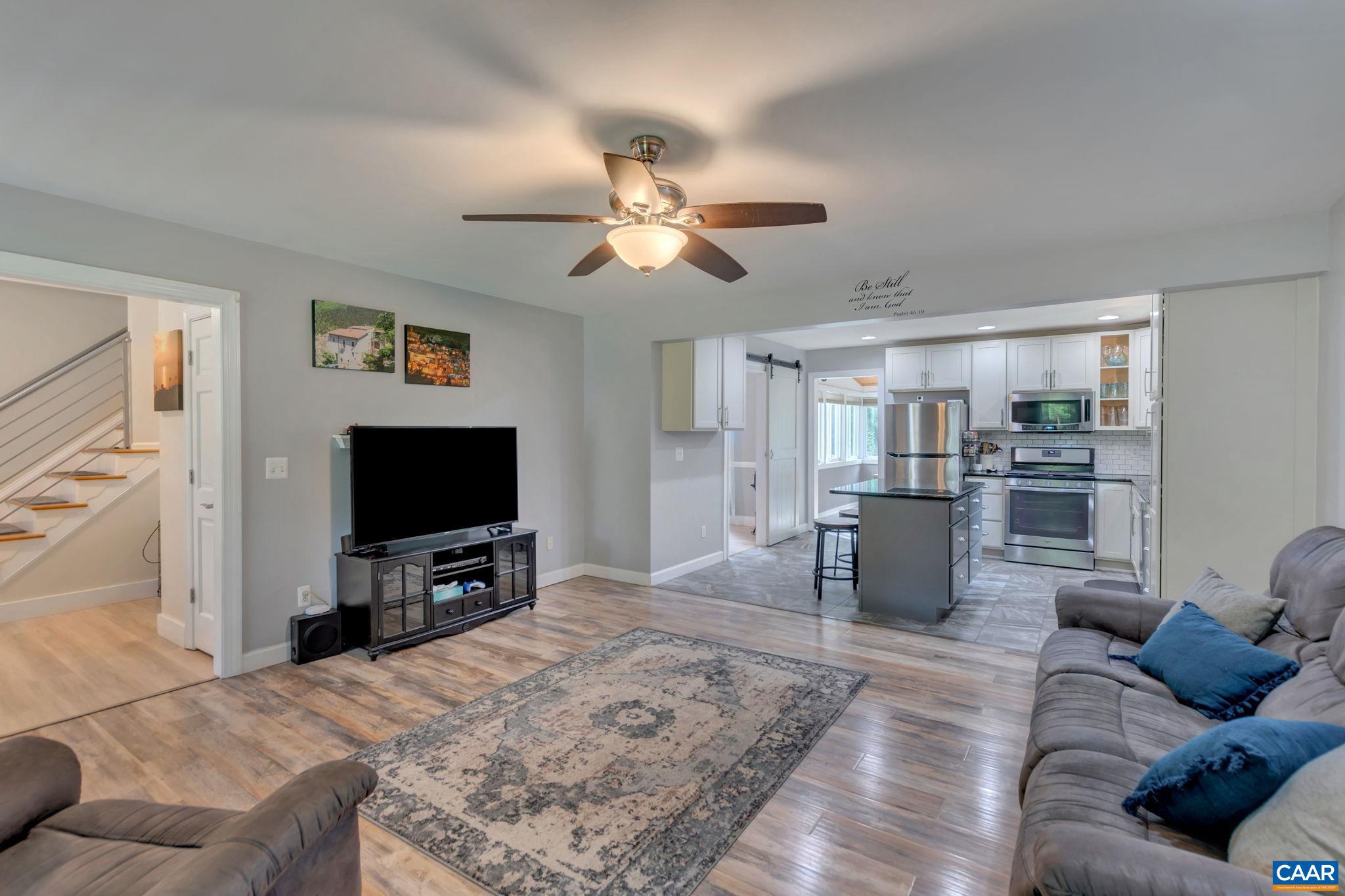 LAKE MONTICELLO - Residential