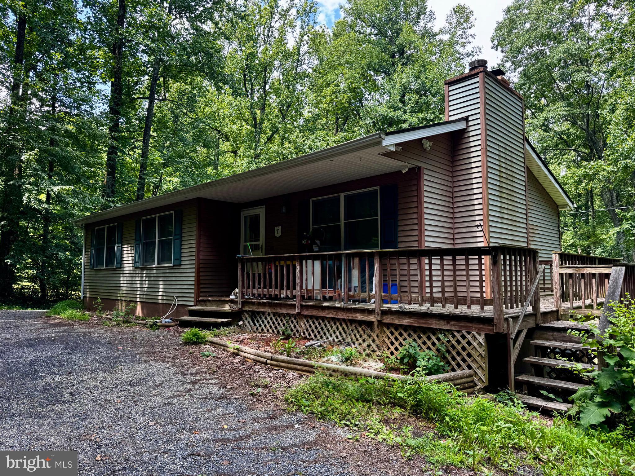 28 HENRY WAY