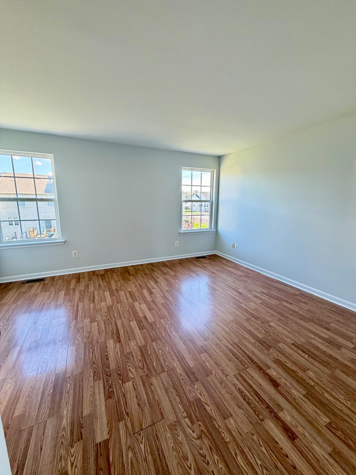 WOODLAND MANOR - Residential