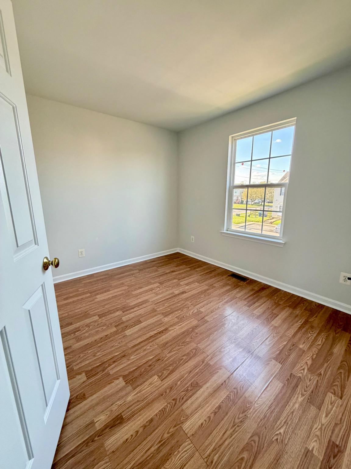 WOODLAND MANOR - Residential