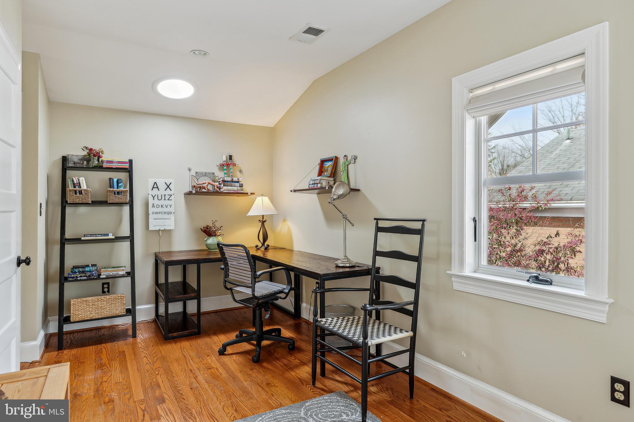 AMERICAN UNIVERSITY PARK - Residential