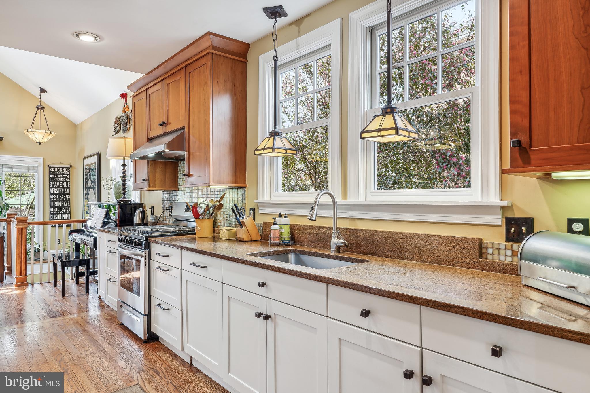 AMERICAN UNIVERSITY PARK - Residential