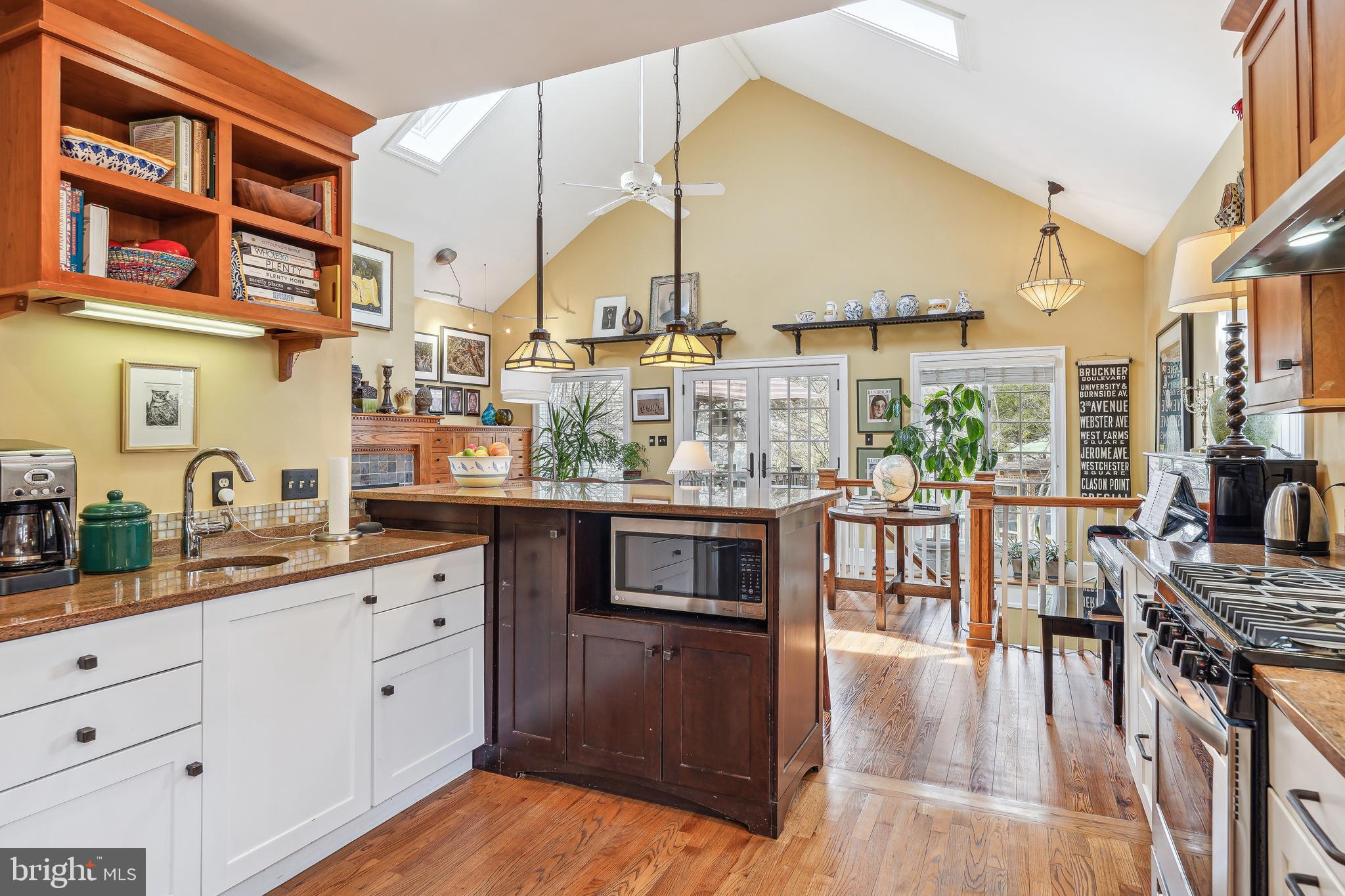 AMERICAN UNIVERSITY PARK - Residential