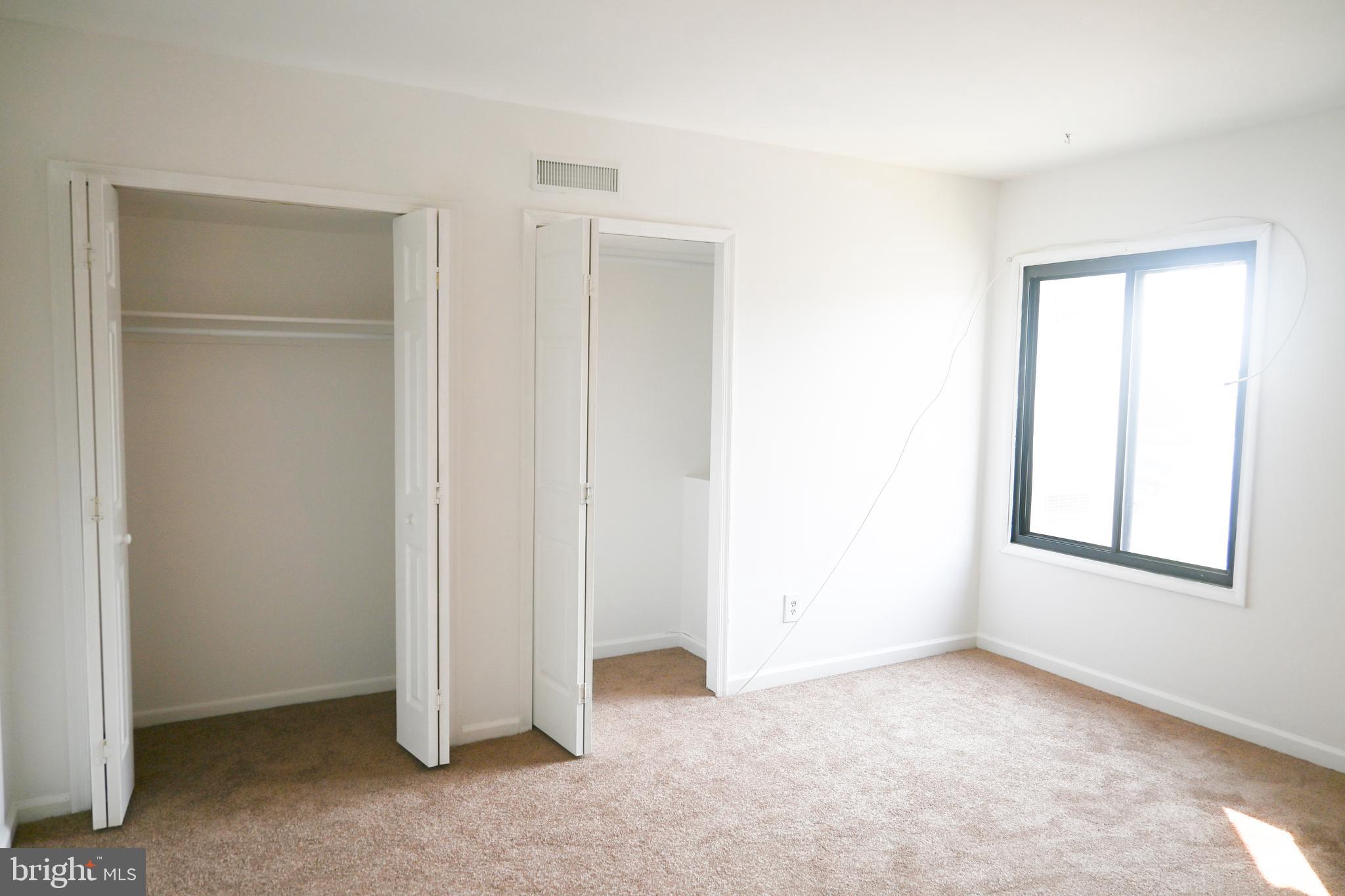 TREETOP CONDO - Residential Lease