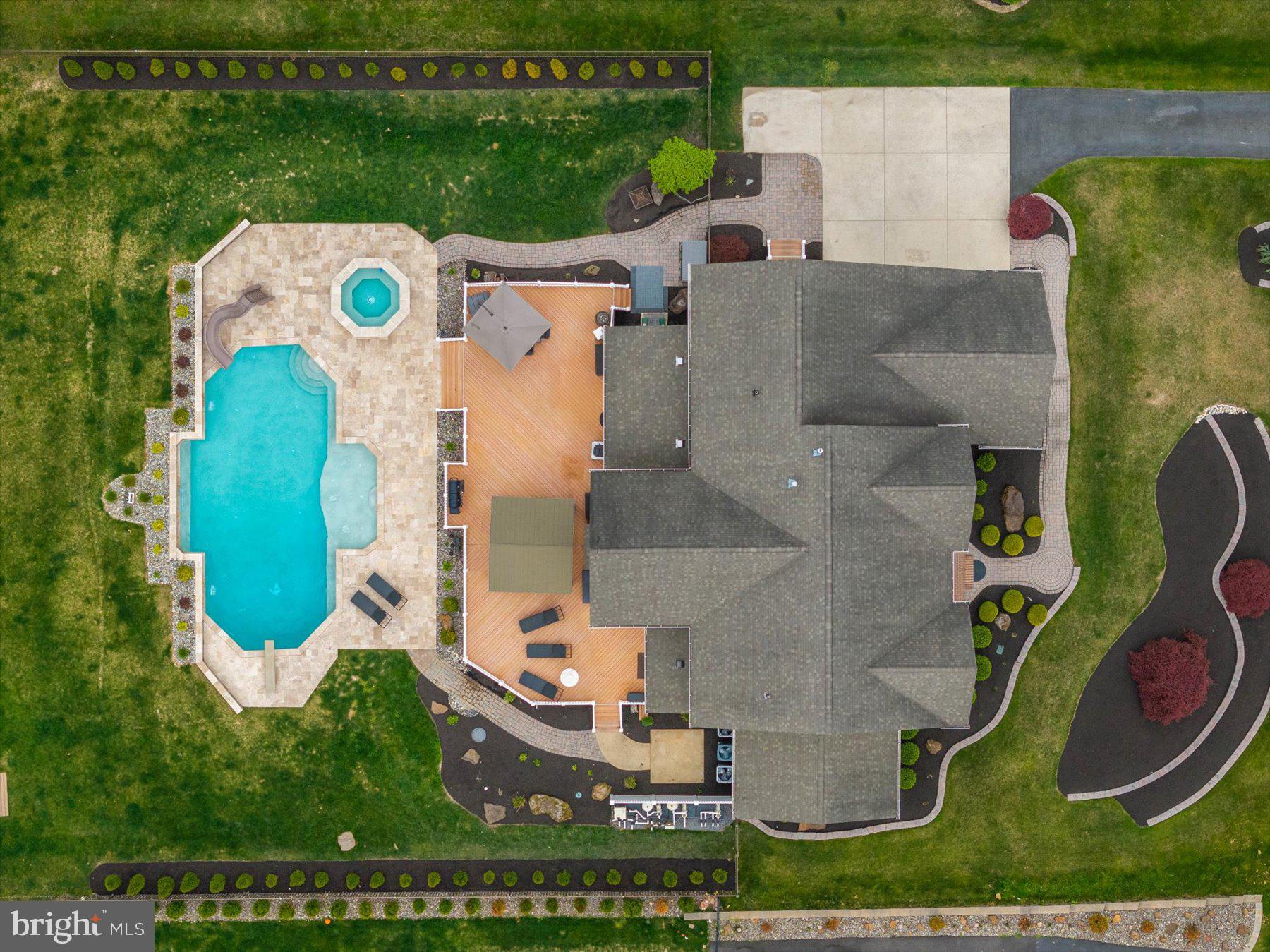 GREENSPRING AT COMPASS POINTE - Residential