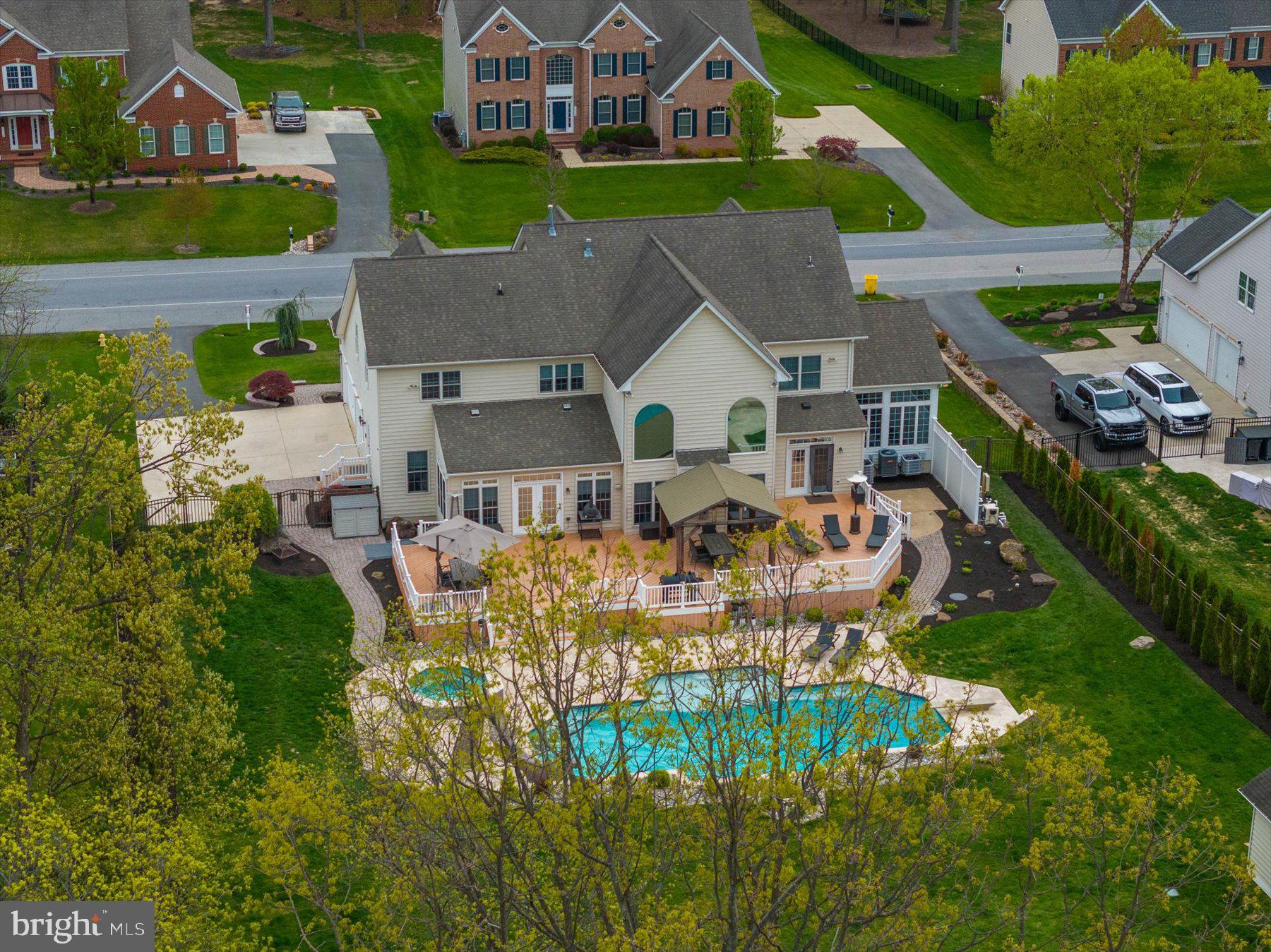 GREENSPRING AT COMPASS POINTE - Residential