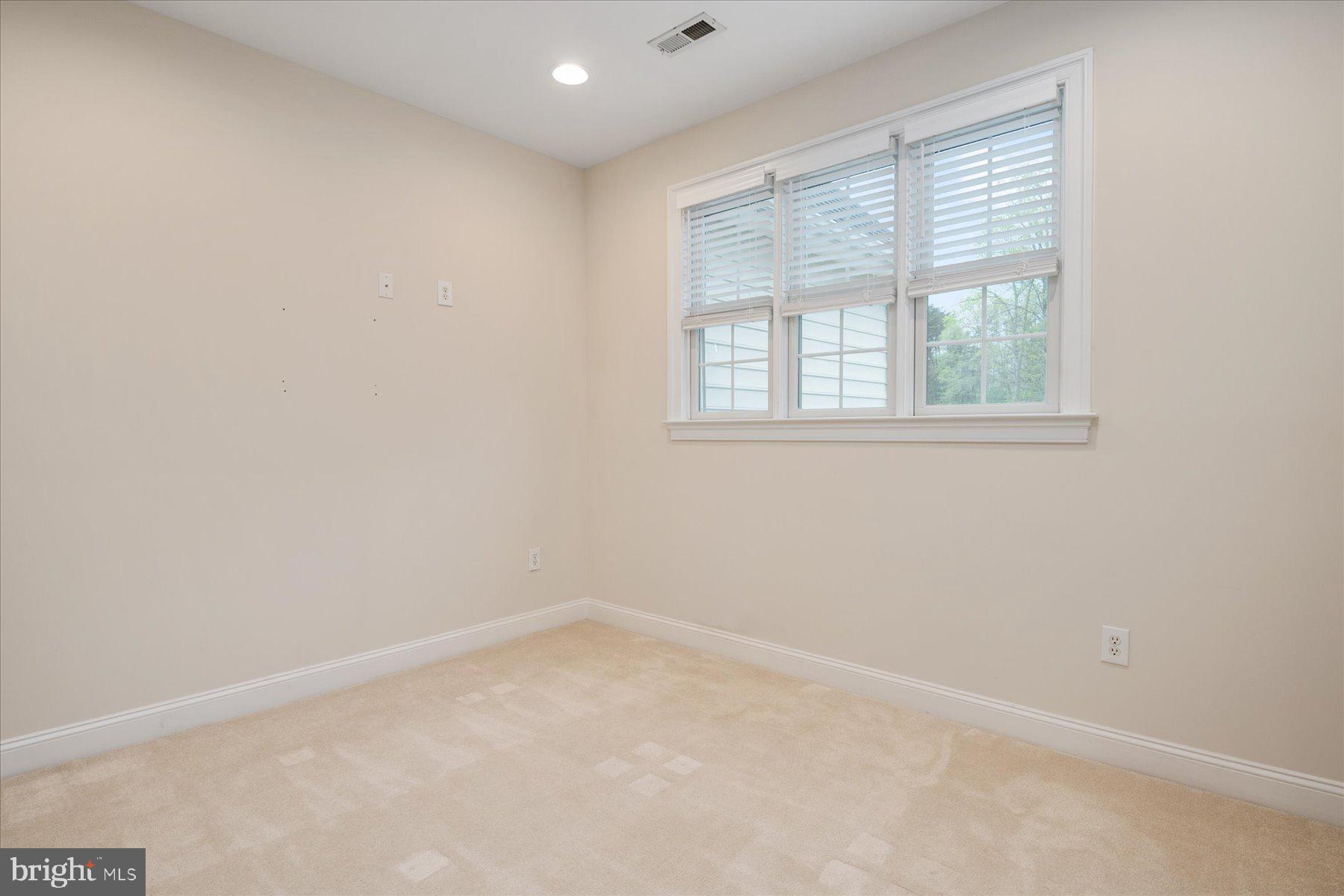 GREENSPRING AT COMPASS POINTE - Residential