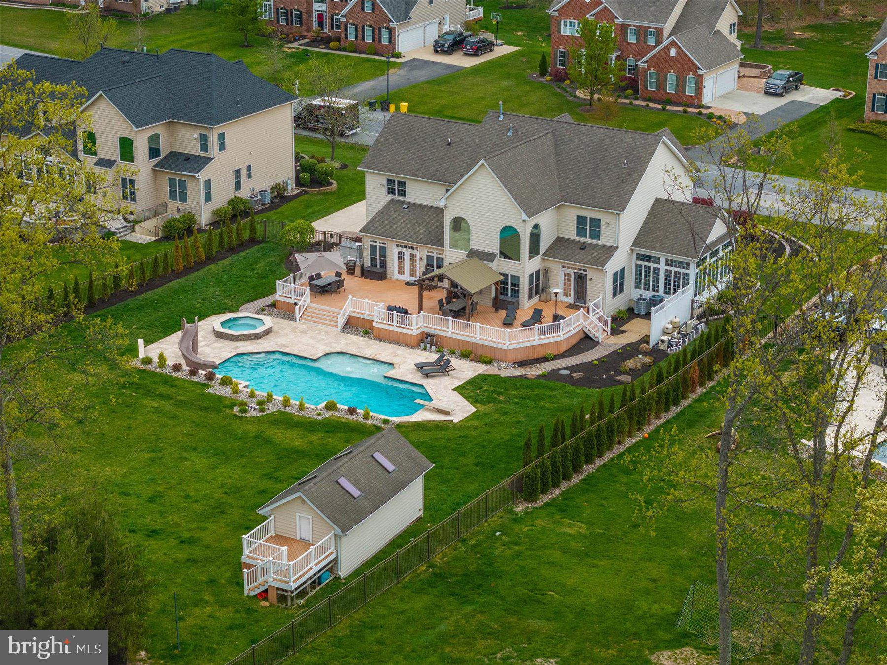 GREENSPRING AT COMPASS POINTE - Residential